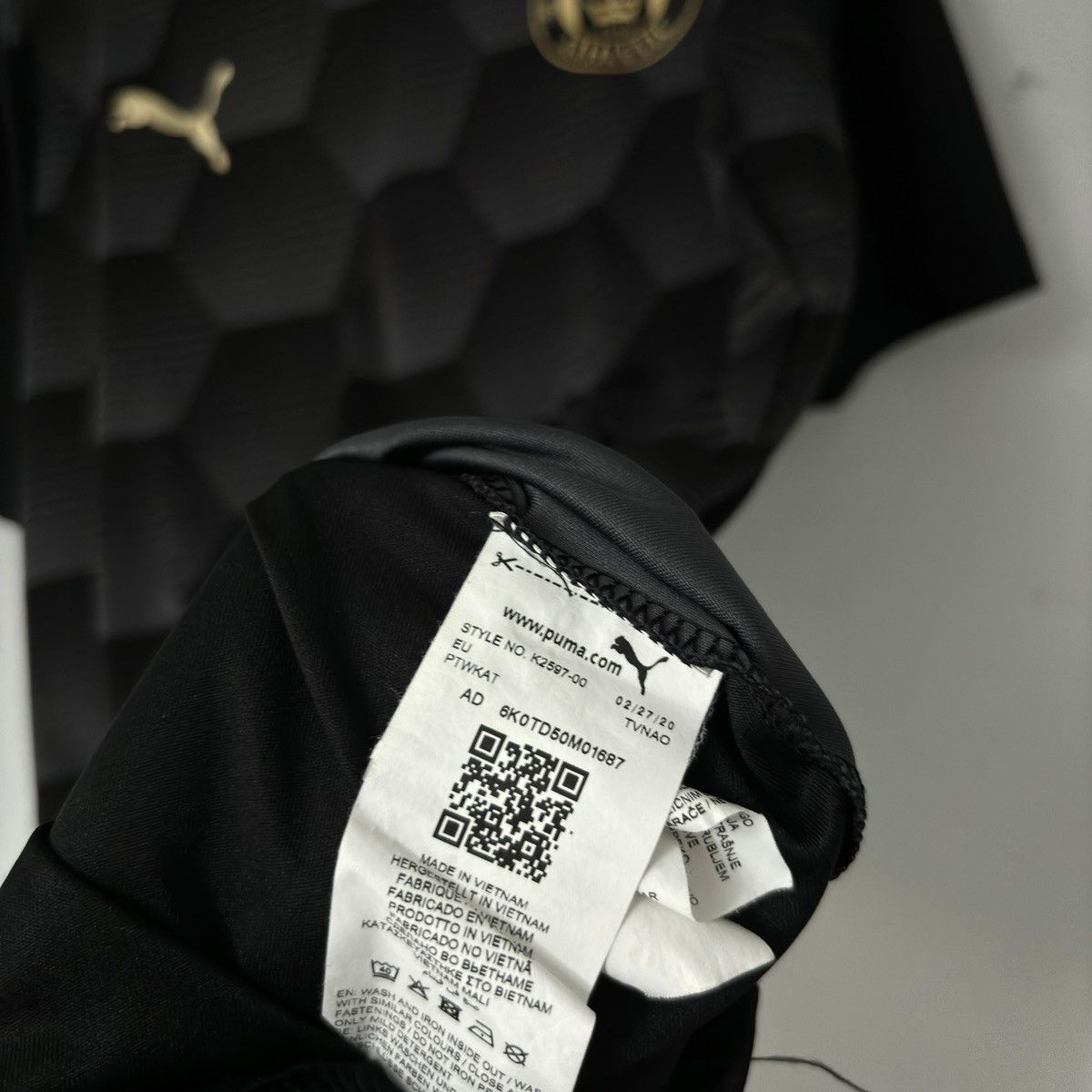 Puma 2020 2021 Wigan Athletic England Puma Away Kit Soccer Jersey Size US M / EU 48-50 / 2 - 5 Thumbnail