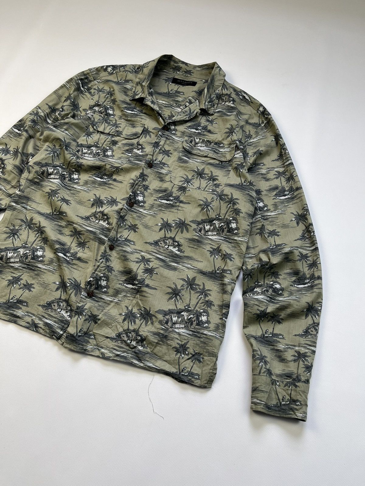 Allsaints Allsaints Marooned Hawaiian Floral Cotton & Viscose Shirt Size US L / EU 52-54 / 3 - 4 Thumbnail