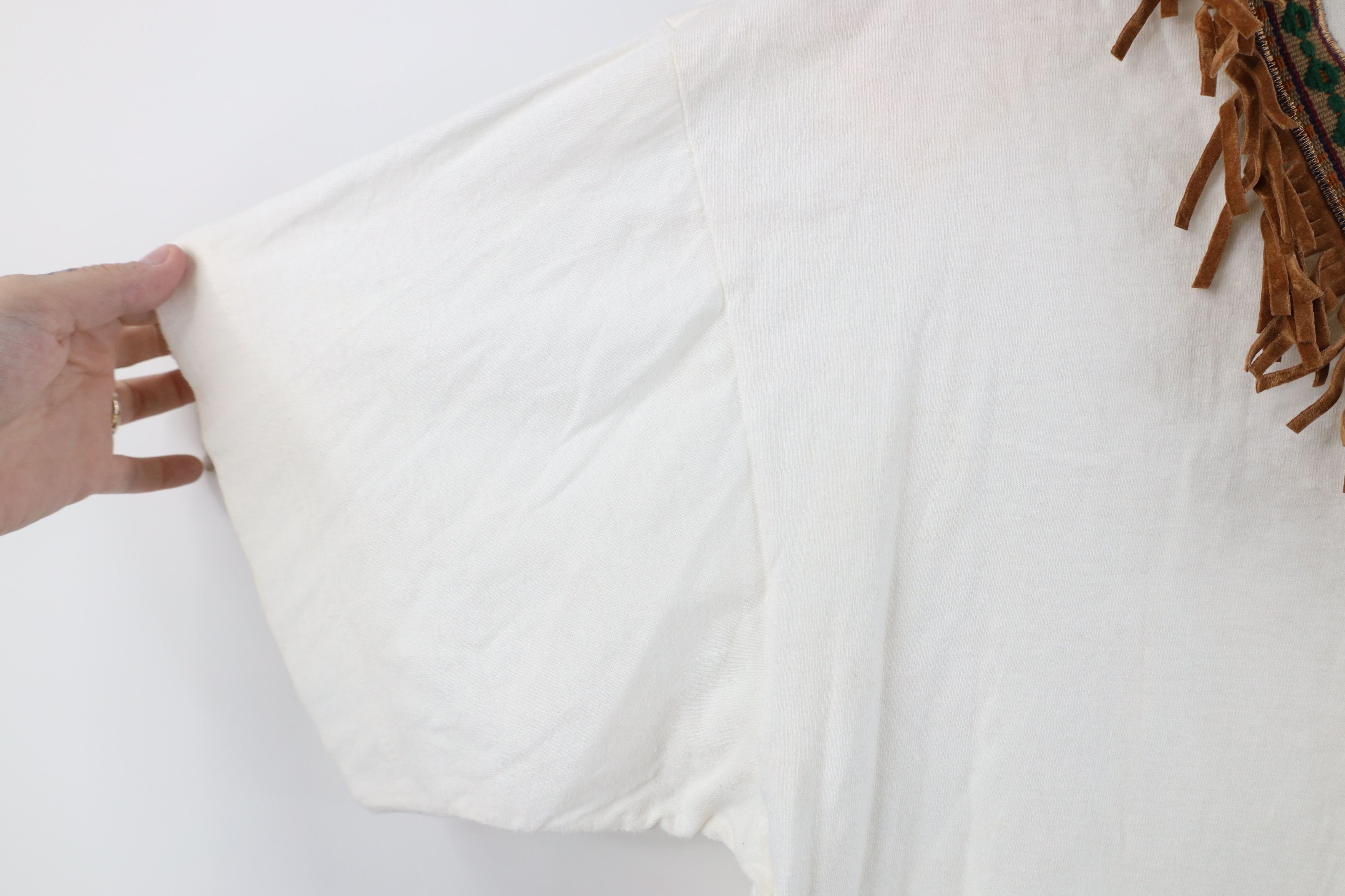 Vintage Vintage 90s Streetwear Western Fringed T-Shirt White USA Size ONE SIZE - 6 Thumbnail