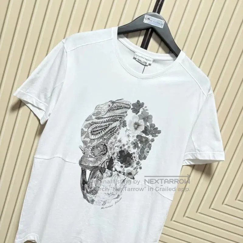 Alexander McQueen Alexander McQueen Summer White Graphic T-Shirt . Size US S / EU 44-46 / 1 - 8 Thumbnail