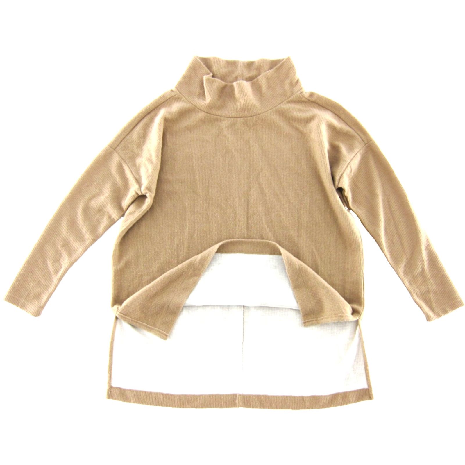 Anthropologie **By Anthropologie Soft Oversize Beige XS Turtleneck Sweater** User: **Vintage By Anthropologie Soft Oversize Beige XS Turtleneck Sweater** Size XS / US 0-2 / IT 36-38 - 5 Thumbnail