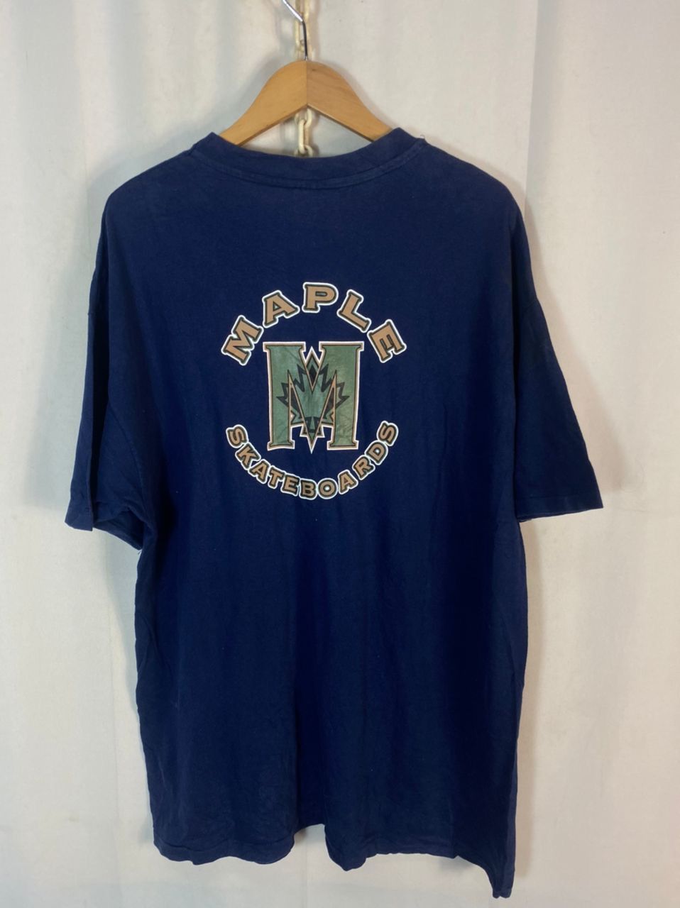 Vintage Vintage maple skateboard backhit by hanes Size US XL / EU 56 / 4 - 9 Thumbnail