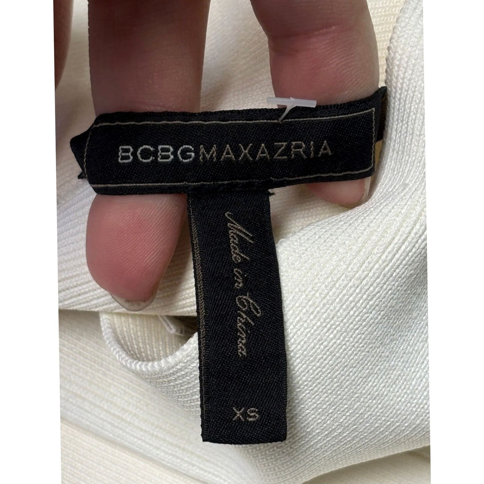 Bcbgmaxazria BCBGMAXAZRIA Skirt XS White Gardenia Bandage Short High Rise Knit Layered Accents Party/Cocktail Womens Size 26" / US 2 / IT 38 - 4 Thumbnail