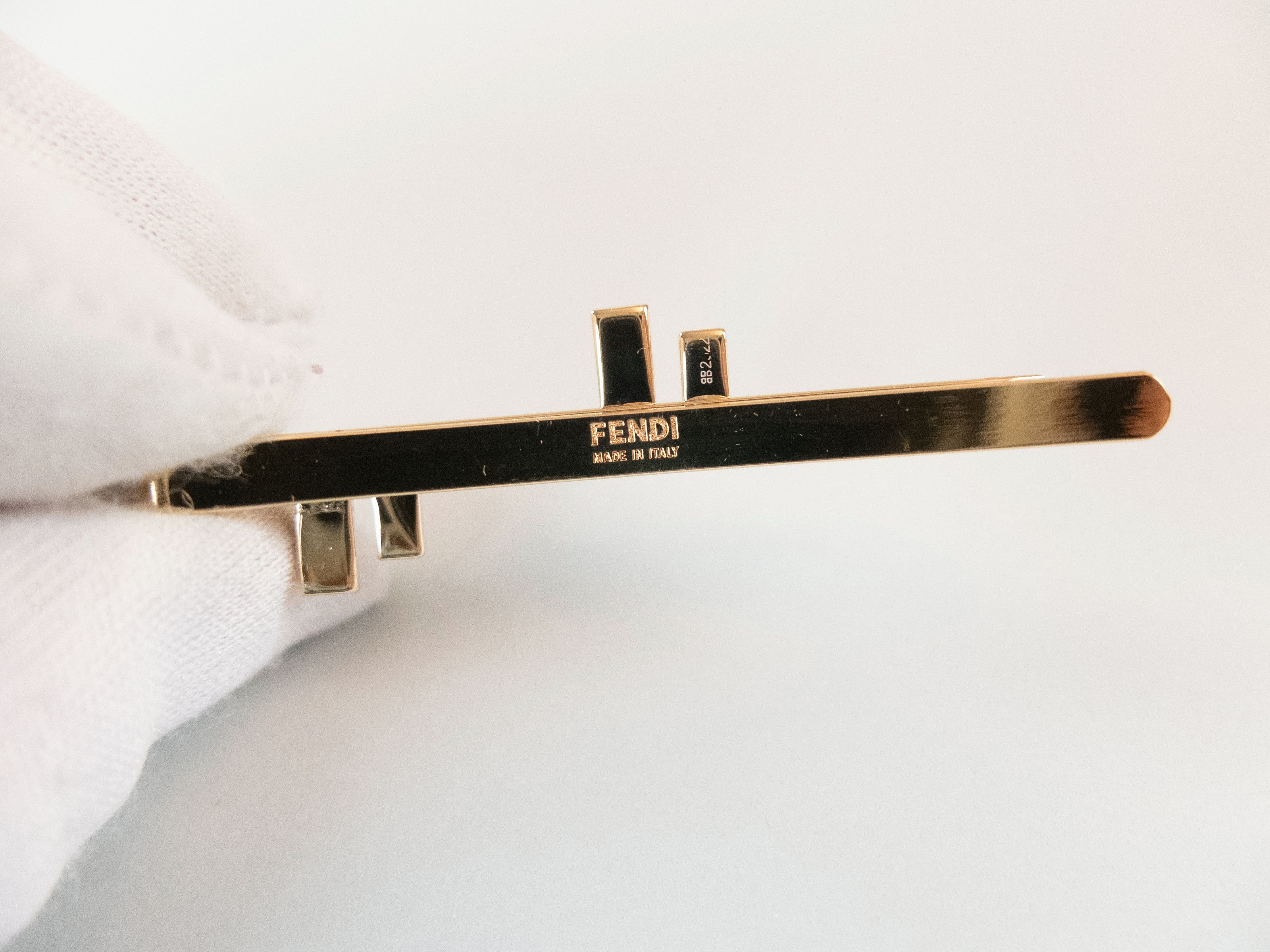 Fendi 2 x FENDI gold plated metal hair clips with strass crystals Size ONE SIZE - 5 Thumbnail