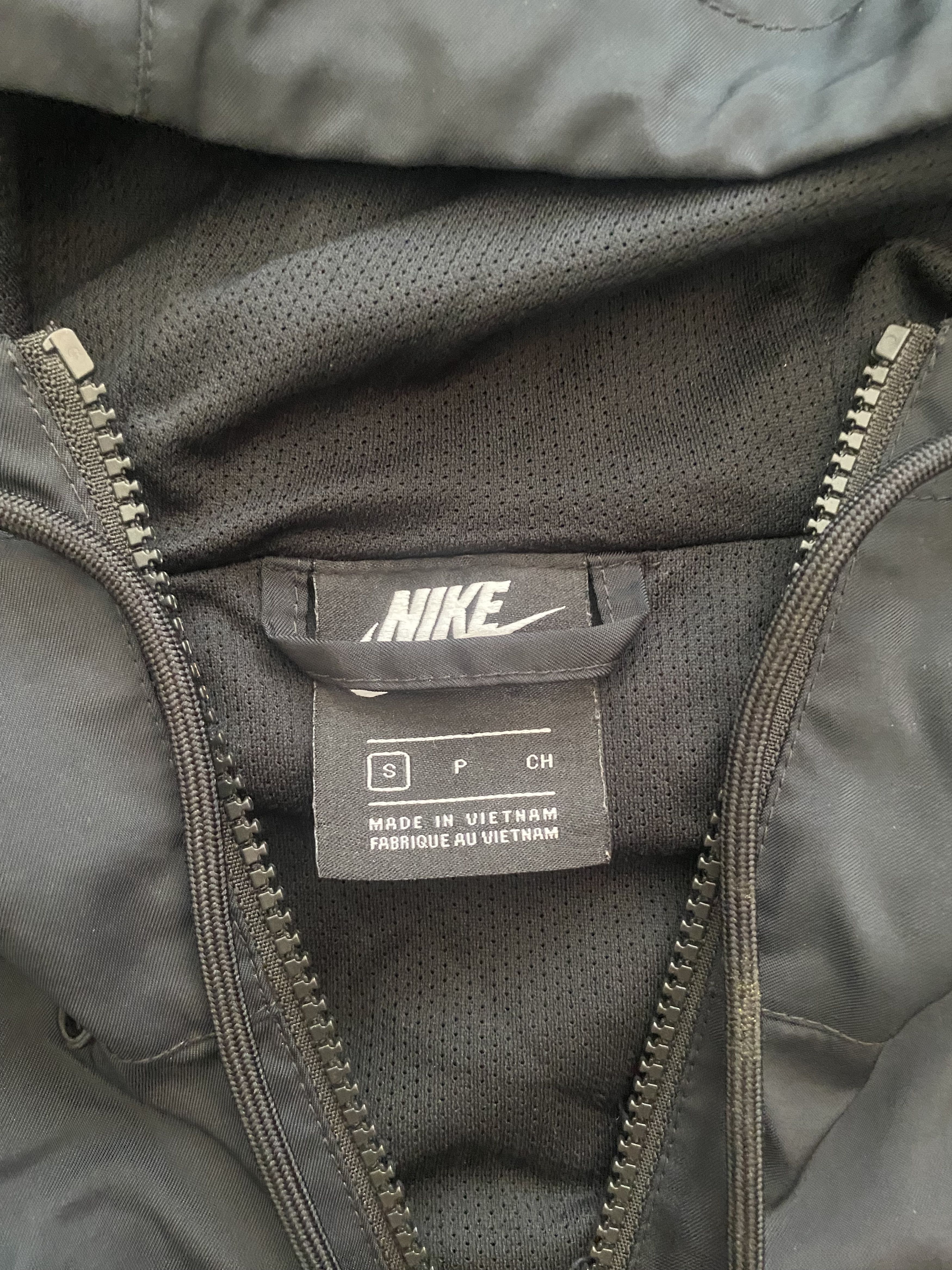 Nike Nike international windbreaker jacket Size US S / EU 44-46 / 1 - 5 Thumbnail