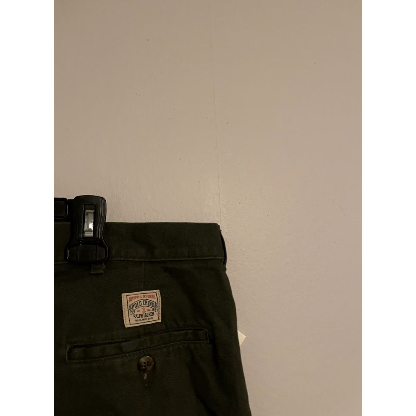 Polo Ralph Lauren VINTAGE Polo Ralph Lauren Chino Pants Mens 42x32 Olive Green Pleated 100% Cotton Classic Slim/Regular Pockets USA Preppy Style 42x32 Size US XL / EU 56 / 4 - 5 Thumbnail