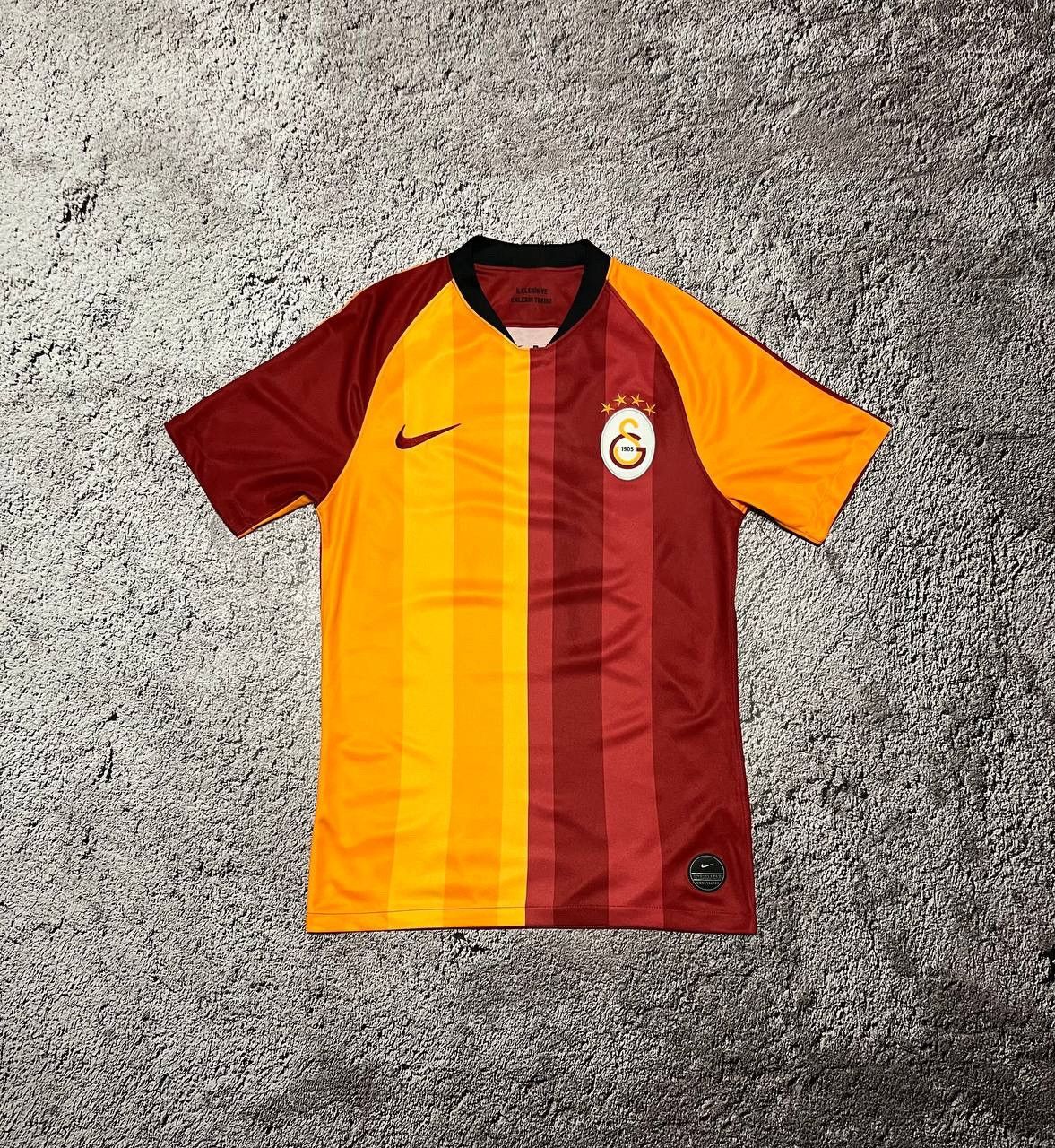 Other Galatasaray Football Shirt 2019/20 Home Size S Size US S / EU 44-46 / 1 - 1 Thumbnail