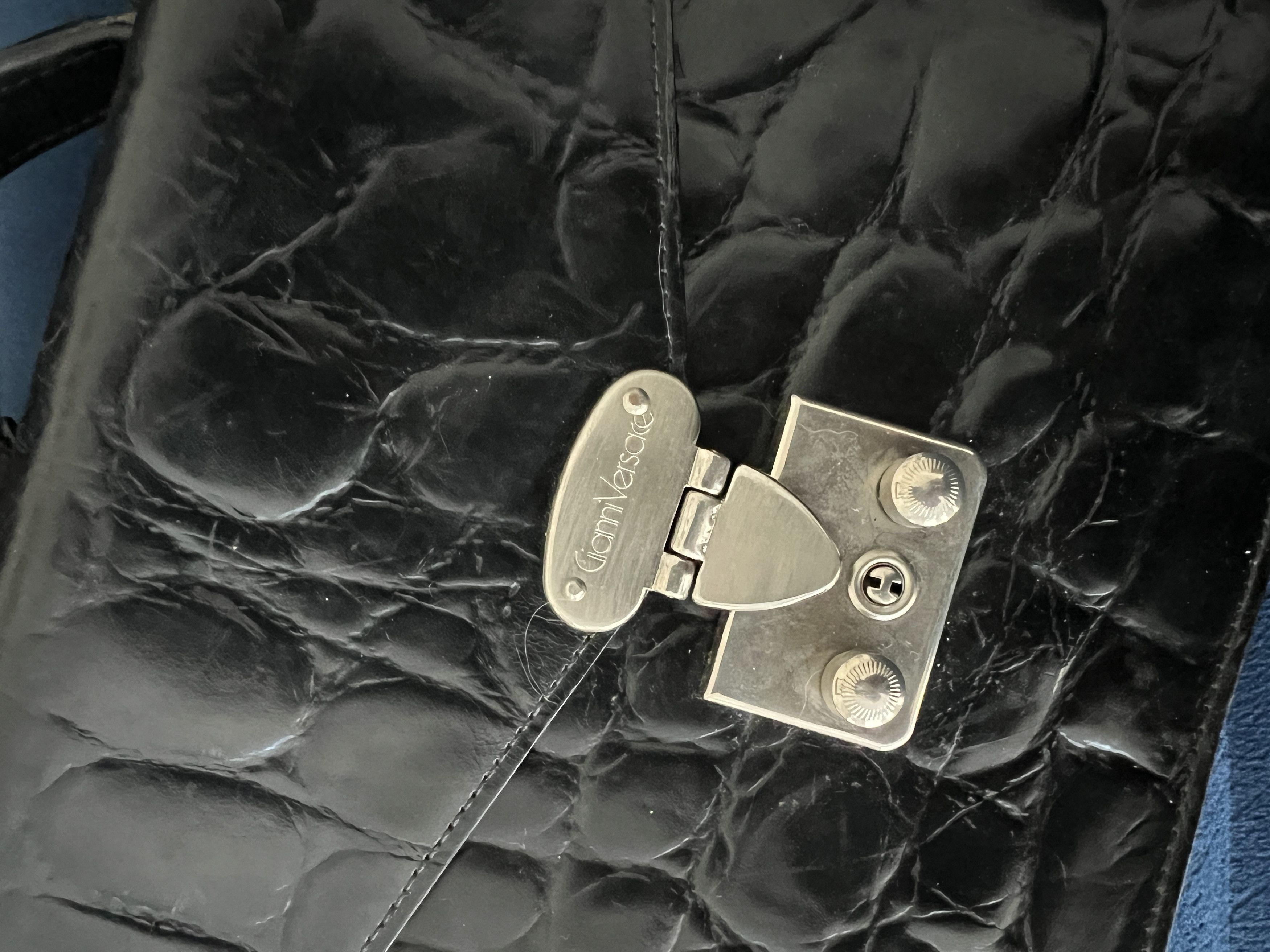 Versace Gianni Versace Embossed Croc Cross body Size ONE SIZE - 4 Thumbnail