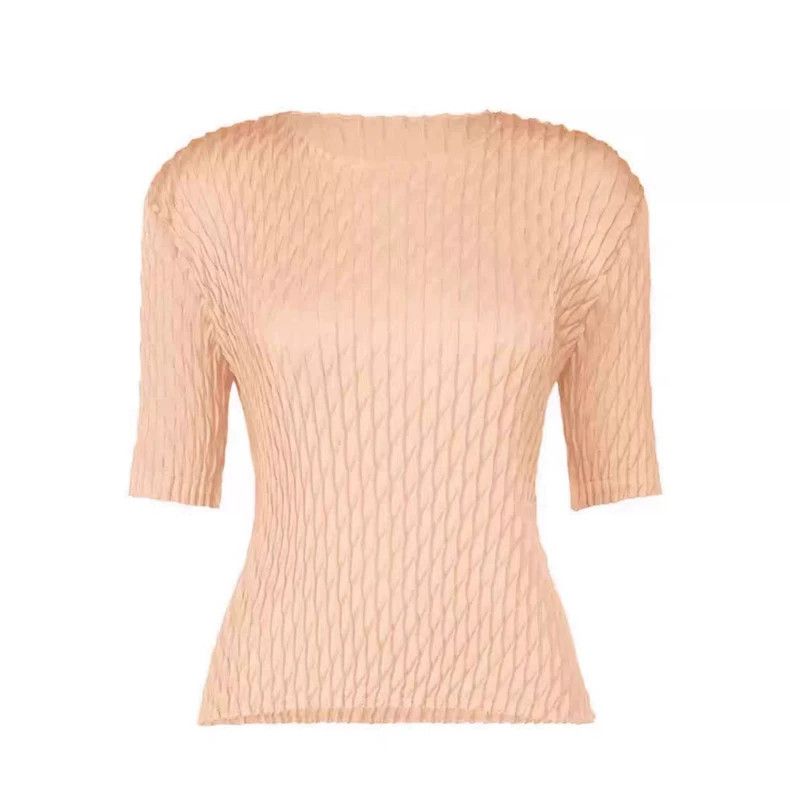 Issey Miyake Issey Miyake size:2 Pink big fish-scale top with short sle Size XS / US 0-2 / IT 36-38 - 1 Thumbnail