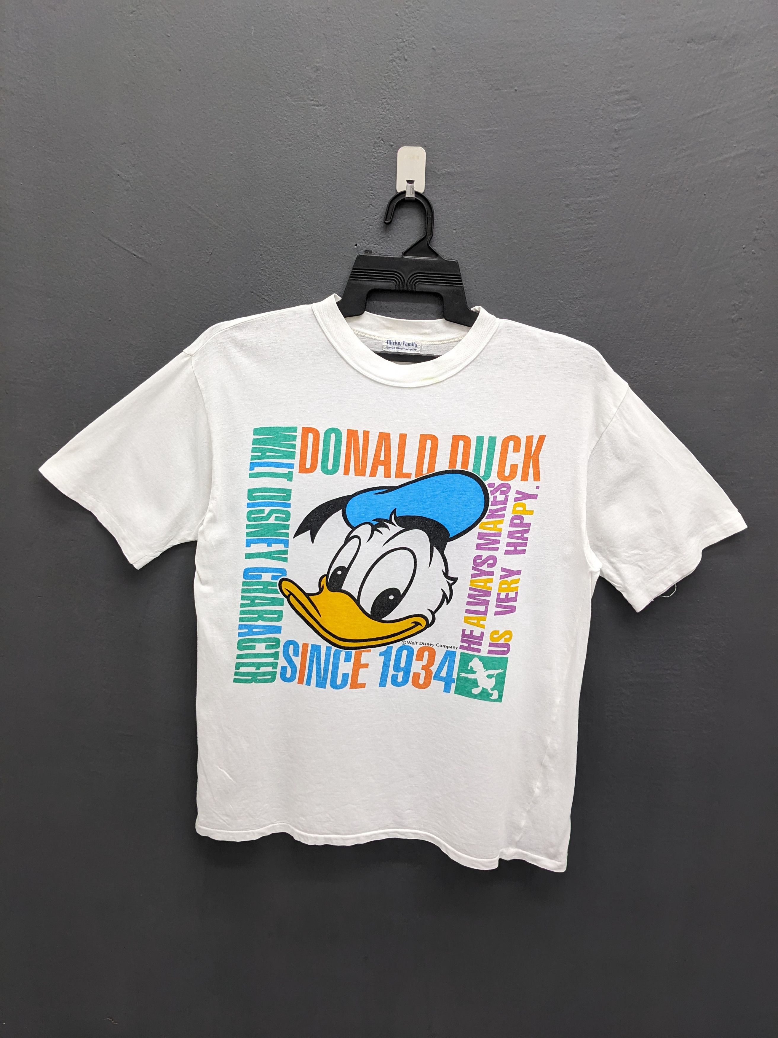 Disney VINTAGE MICKEY FAMILY DONALD DUCK WALT DISNEY Size US M / EU 48-50 / 2 - 2 Thumbnail