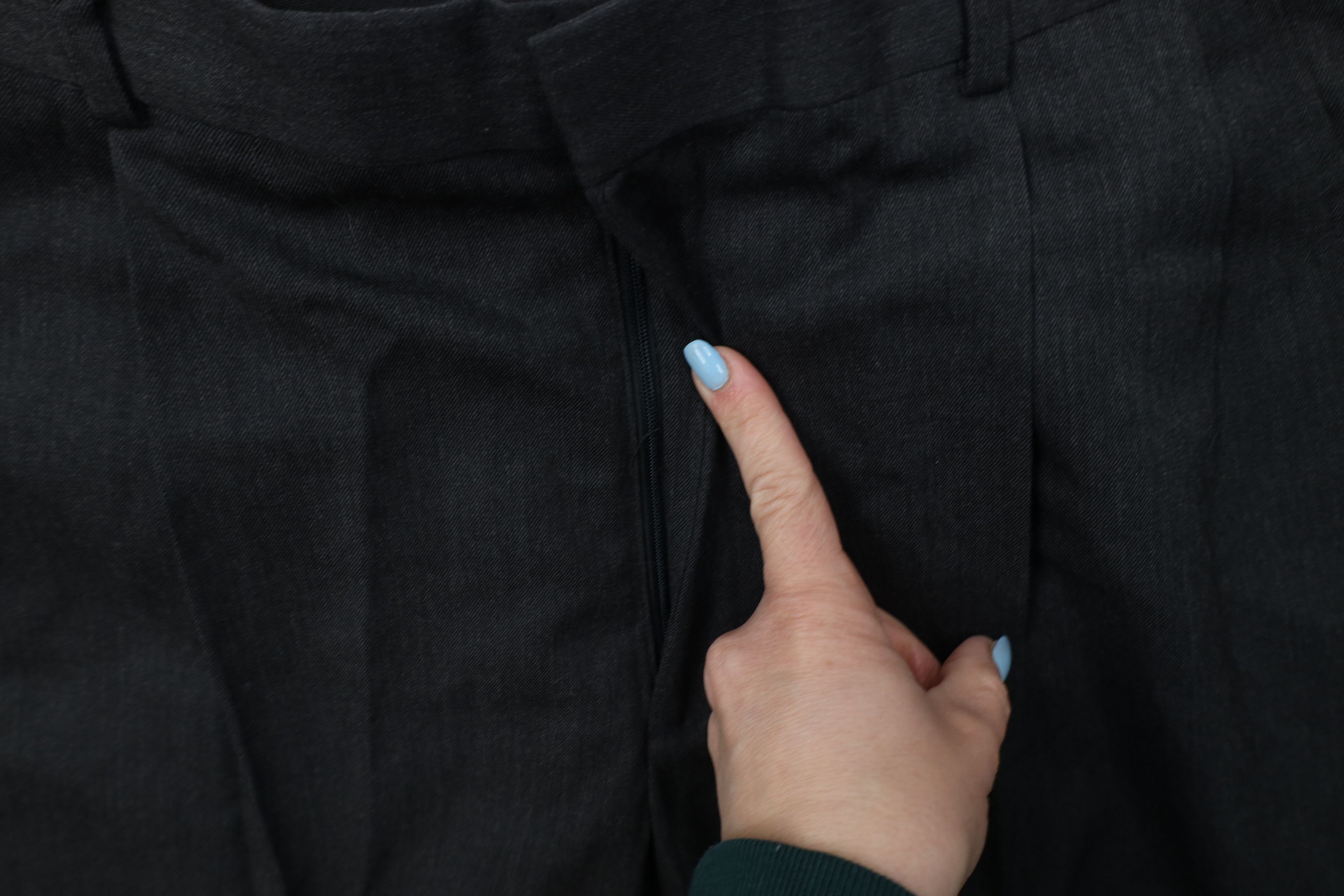 Eddie Bauer Vintage 90s Eddie Bauer Wide Leg Chino Pants Trousers Gray Size US 34 / EU 50 - 6 Thumbnail