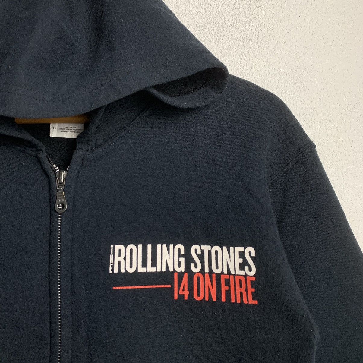 Band Tees Vintage The Rolling Stones ZipUp Hoodie PolyCotton Size US S / EU 44-46 / 1 - 12 Thumbnail