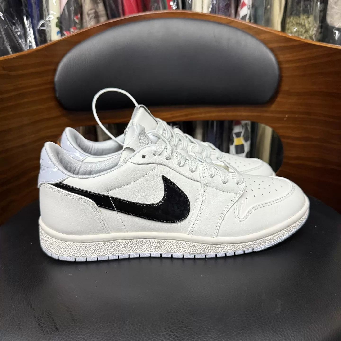 Nike AJ1 Low 85 Wings White/Black 38 Worn 1x Size US 7.5 / IT 37.5 - 4 Thumbnail
