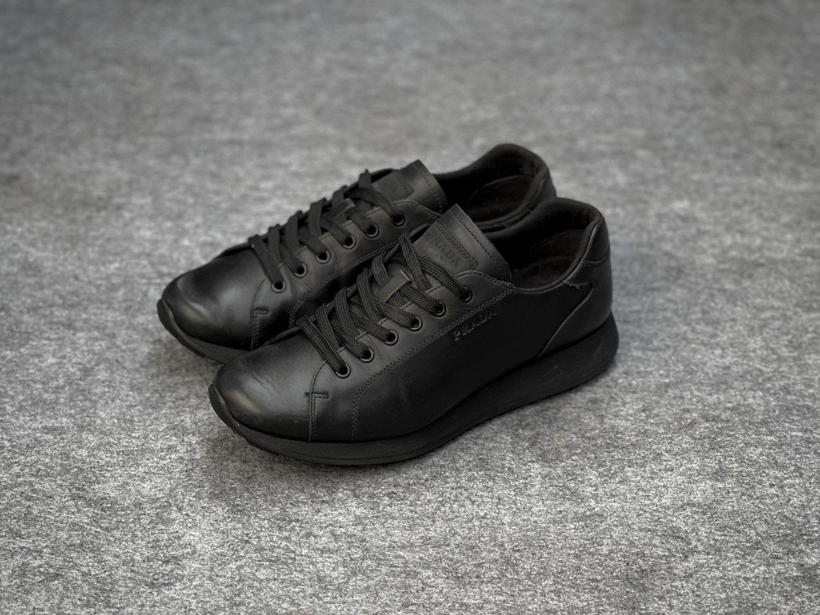 Prada PRADA LINEA ROSSA BLACK LOW TOP SNEAKER Size US 9 / EU 42 - 2 Thumbnail