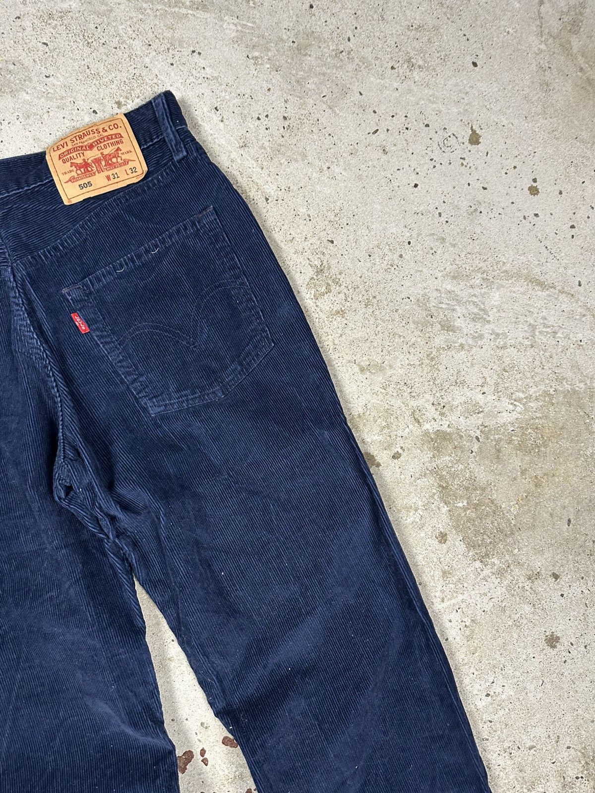 Levi's × Vintage Vintage 90s Levi’s 505 Blue Corduroy Pants Denim Jeans Size US 30 / EU 46 - 16 Thumbnail
