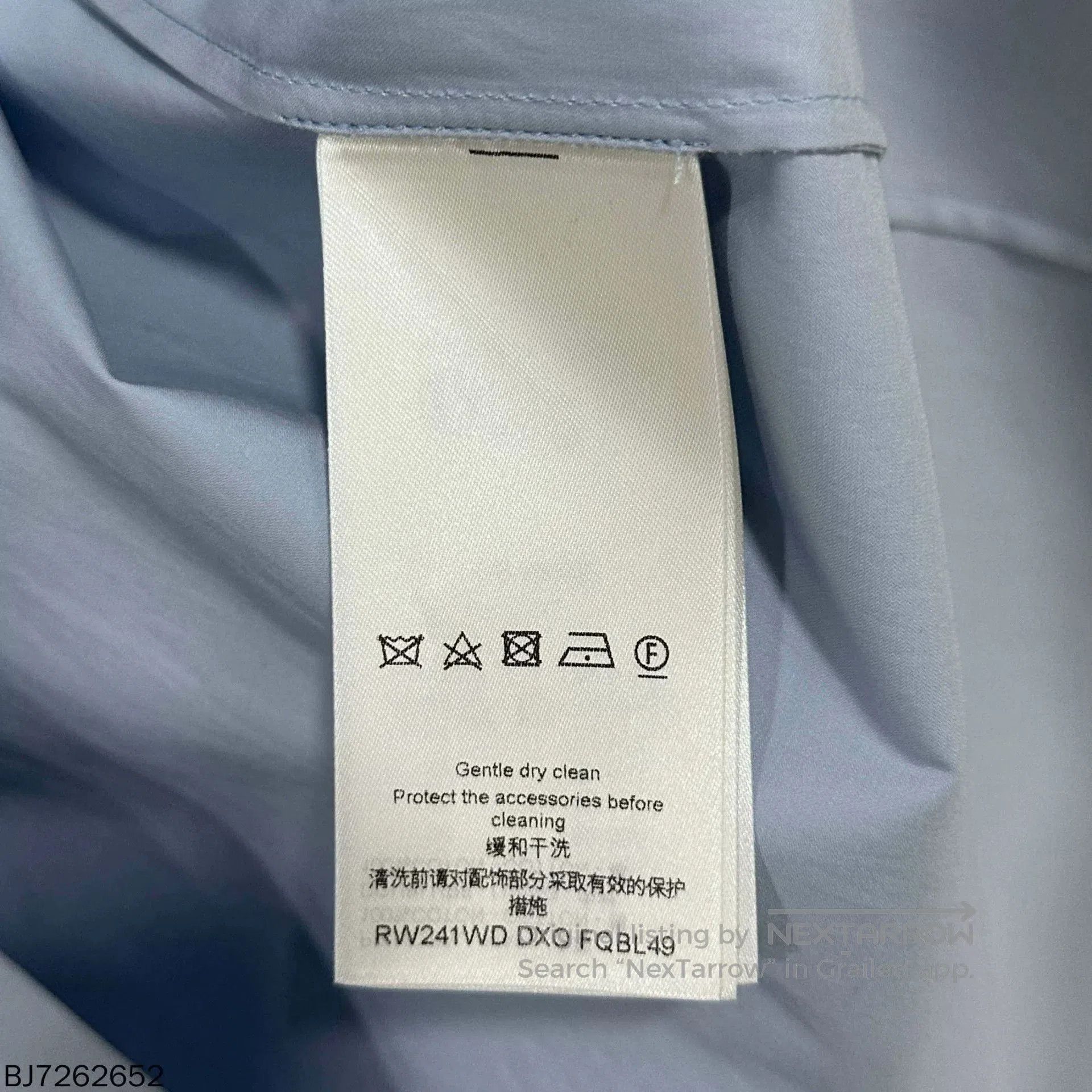 Louis Vuitton Louis Vuitton Embroidered Small Logo Long Sleeve Shirt. Size XS / US 0-2 / IT 36-38 - 6 Thumbnail