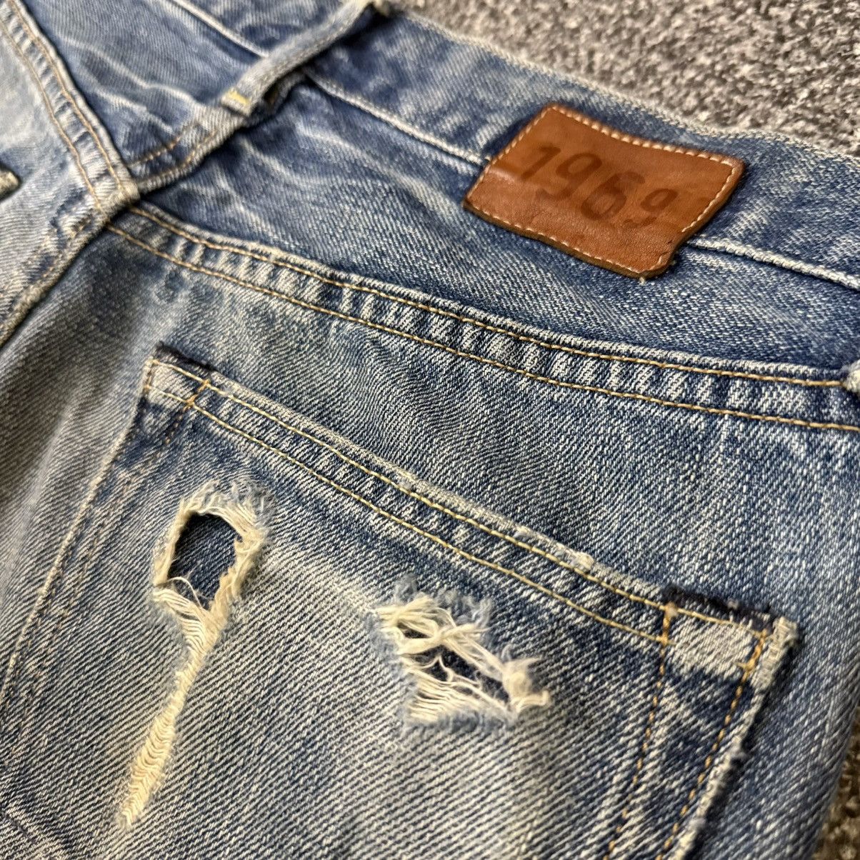 Seditionaries 🔥🔥 Distressed 2009 Gap Slim Fit Boot Thrashed Denim Size US 30 / EU 46 - 8 Thumbnail
