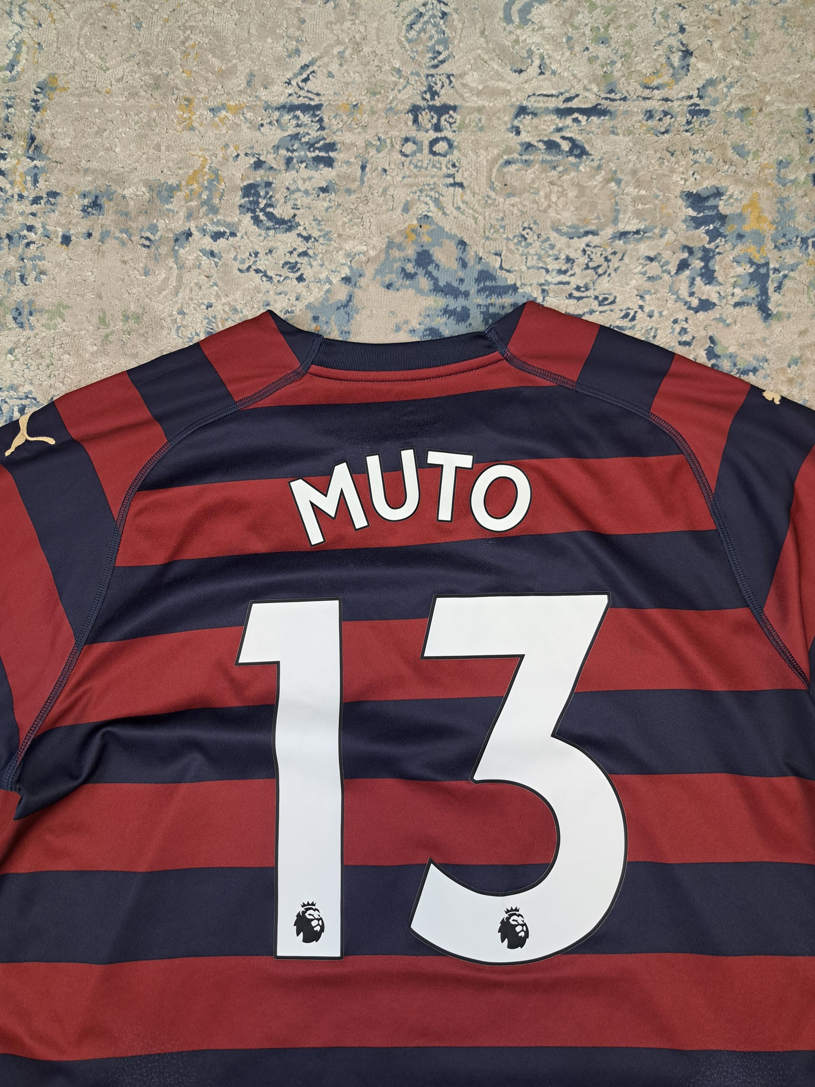 Puma Newcastle United #13 Y.Muto 2018 2019 Away Kit Jersey Size US XL / EU 56 / 4 - 2 Thumbnail