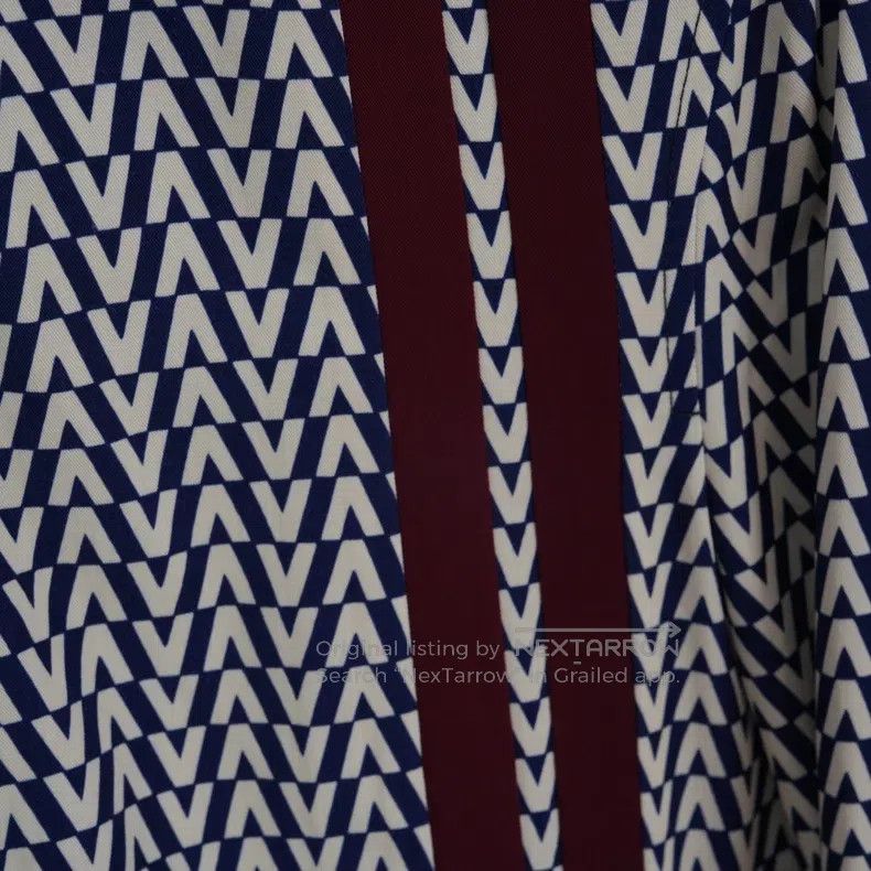 Valentino Valentino V marks full of printed jackets Size US S / EU 44-46 / 1 - 4 Thumbnail
