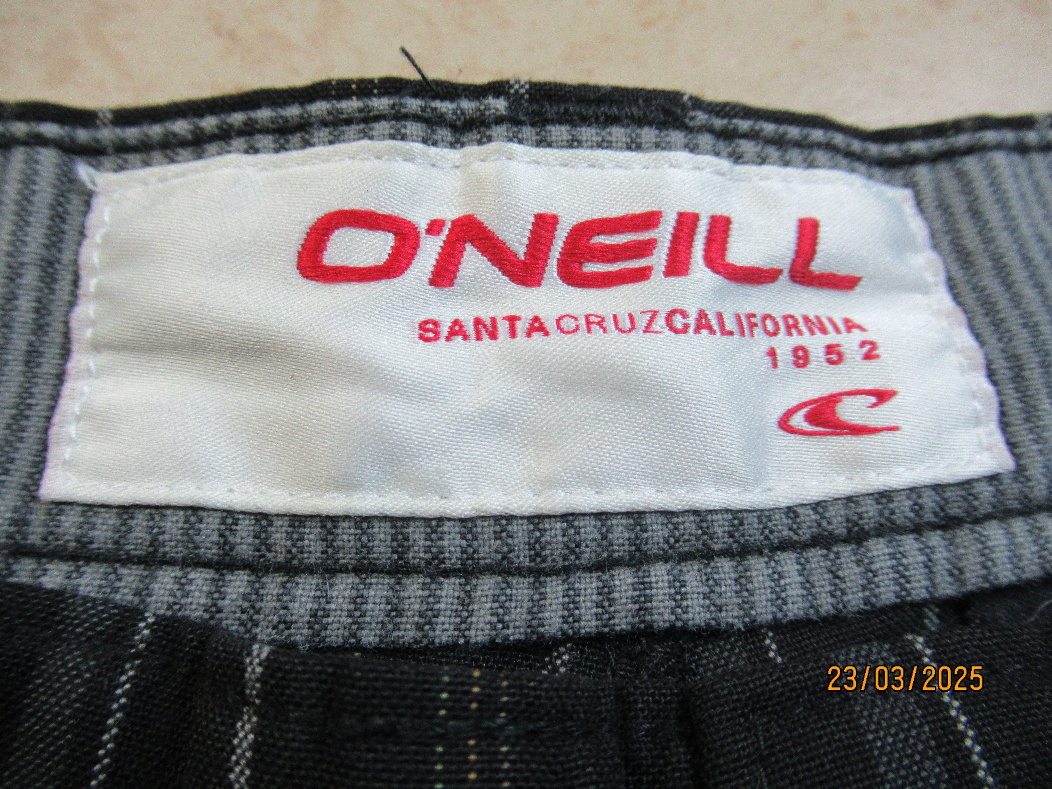O'Neill O'Neill black shorts Size US 29 - 3 Thumbnail
