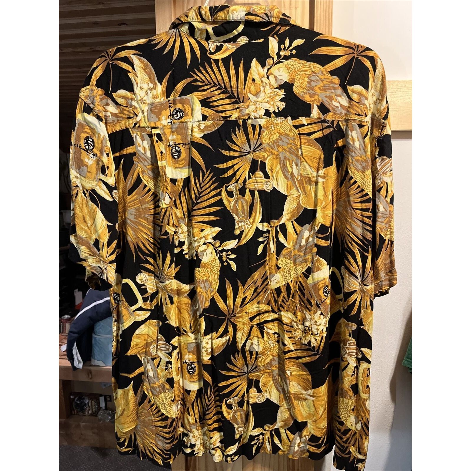 Panama Jack Panama Jack Men's 3XL Golden SS Button Rayon Hawaiian Shirt Size US XXL / EU 58 / 5 - 15 Thumbnail