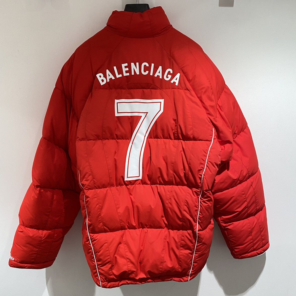 Balenciaga Balenciaga Soccer Oversized Puffer Jacket Size US L / EU 52-54 / 3 - 4 Thumbnail