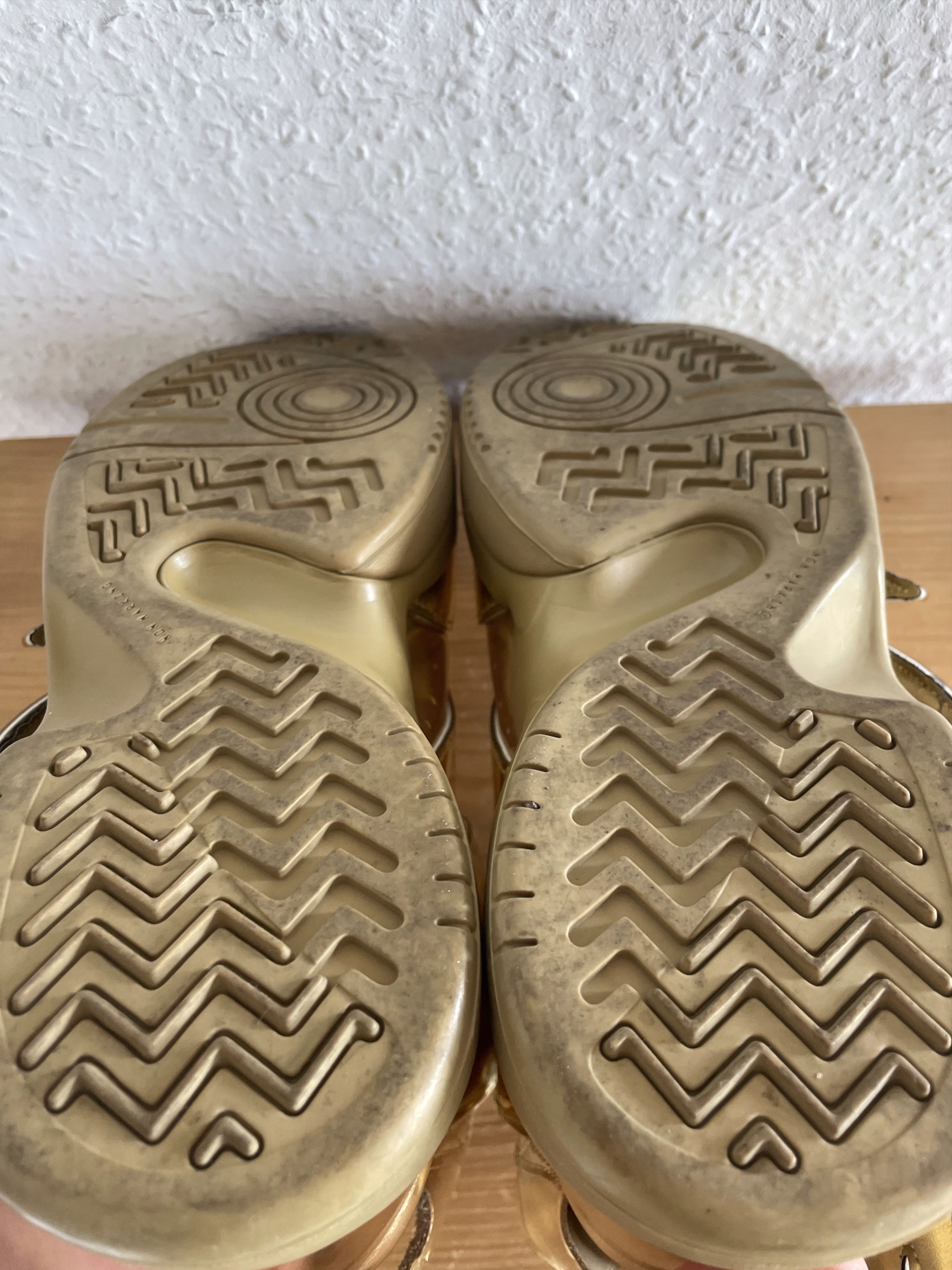 Adidas × Jeremy Scott Wings 3.0 Gold Metallic Size US 8 / EU 41 - 12 Thumbnail