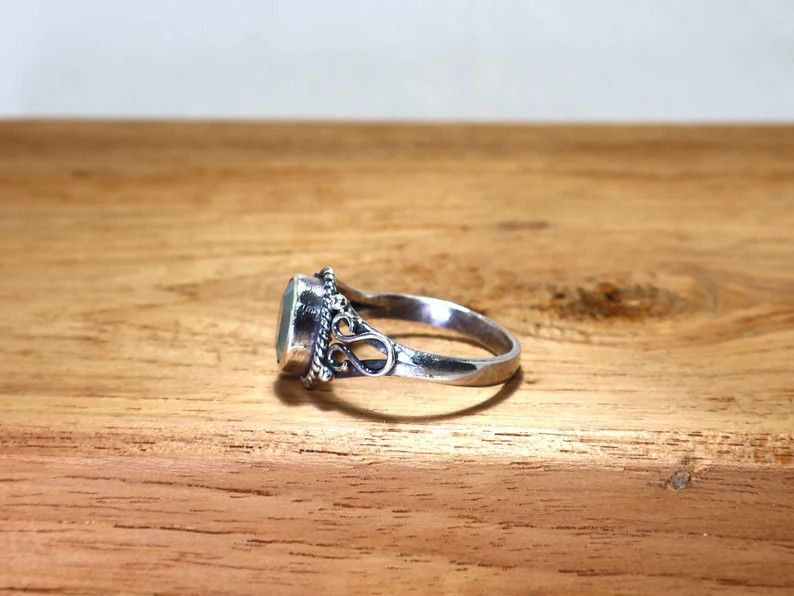Handmade Handmade Chalcedony Ring: Oval Gemstone, 925 Silver Ring Size ONE SIZE - 6 Thumbnail