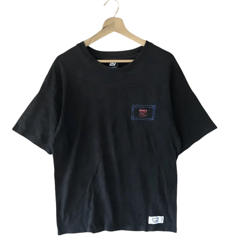 Japanese Brand Unkindness Botanize Faded Tshirts Size US L / EU 52-54 / 3 - 1 Thumbnail