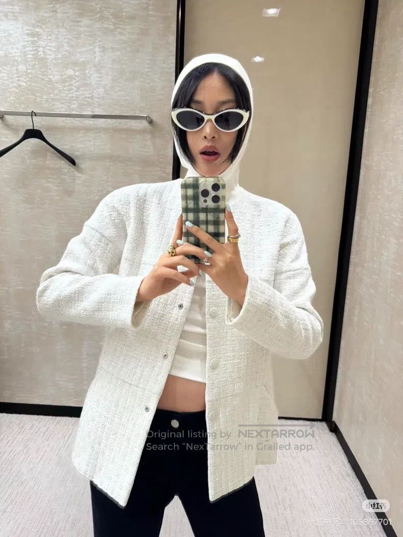 Chanel Chanel 25C white plaid soft tweed slanted pocket hooded ja Size XS / US 0-2 / IT 36-38 - 7 Thumbnail