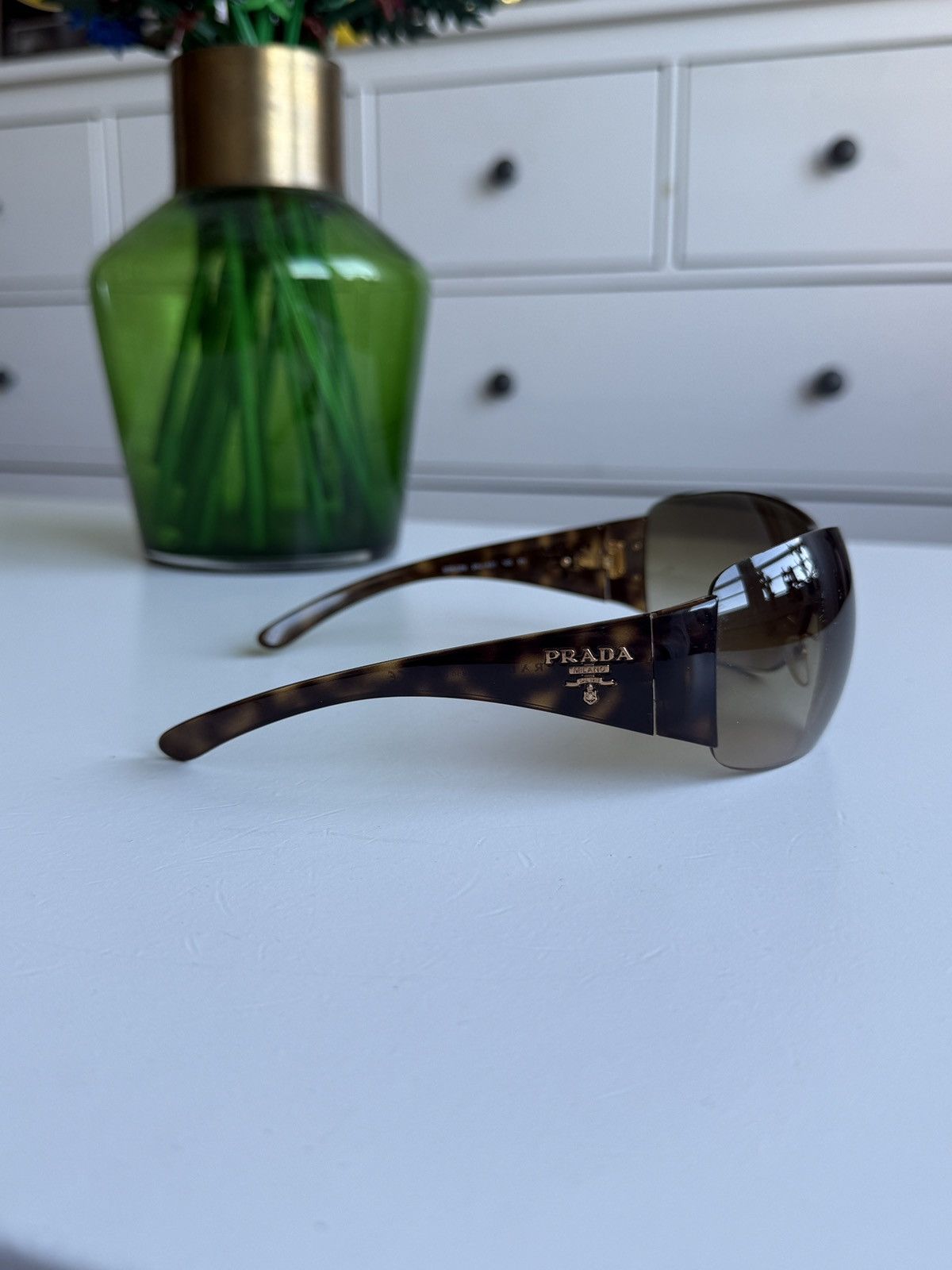 Designer × Prada × Vintage Vintage y2k Prada oversized sunglasses designer luxury rare Size ONE SIZE - 5 Thumbnail
