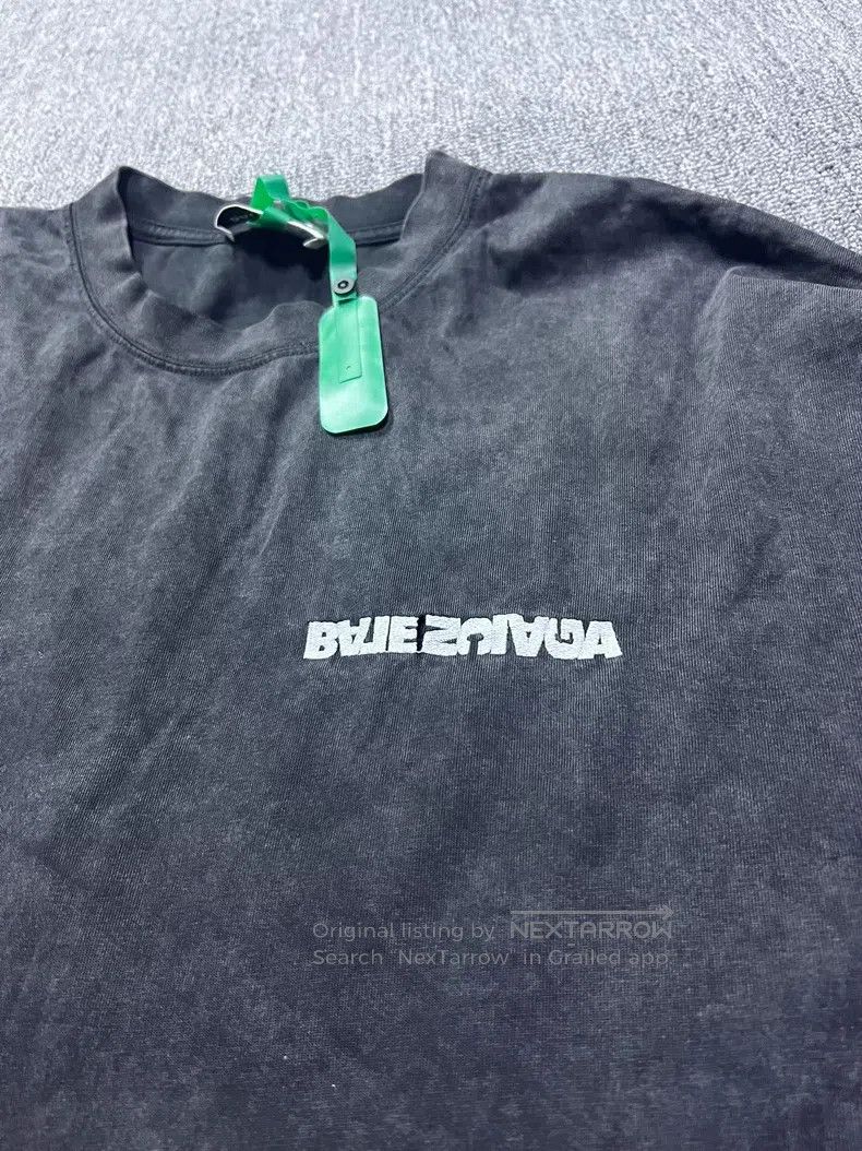 Balenciaga Balenciaga Short Sleeve Size US S / EU 44-46 / 1 - 6 Thumbnail