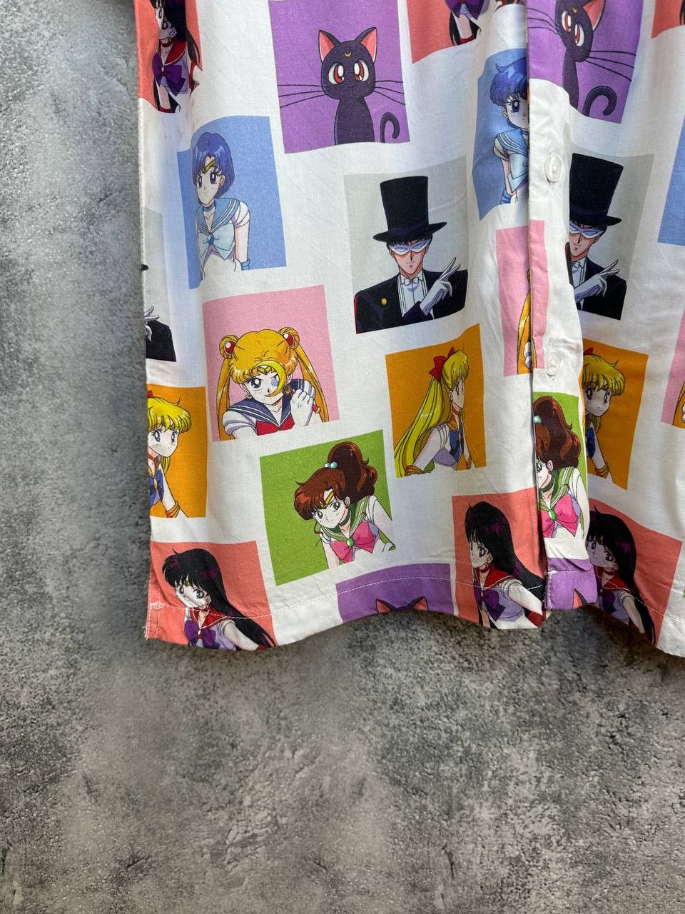Vans Vans x Sailor Moon Shirt Button Up Anime Print Limited Size US M / EU 48-50 / 2 - 6 Thumbnail