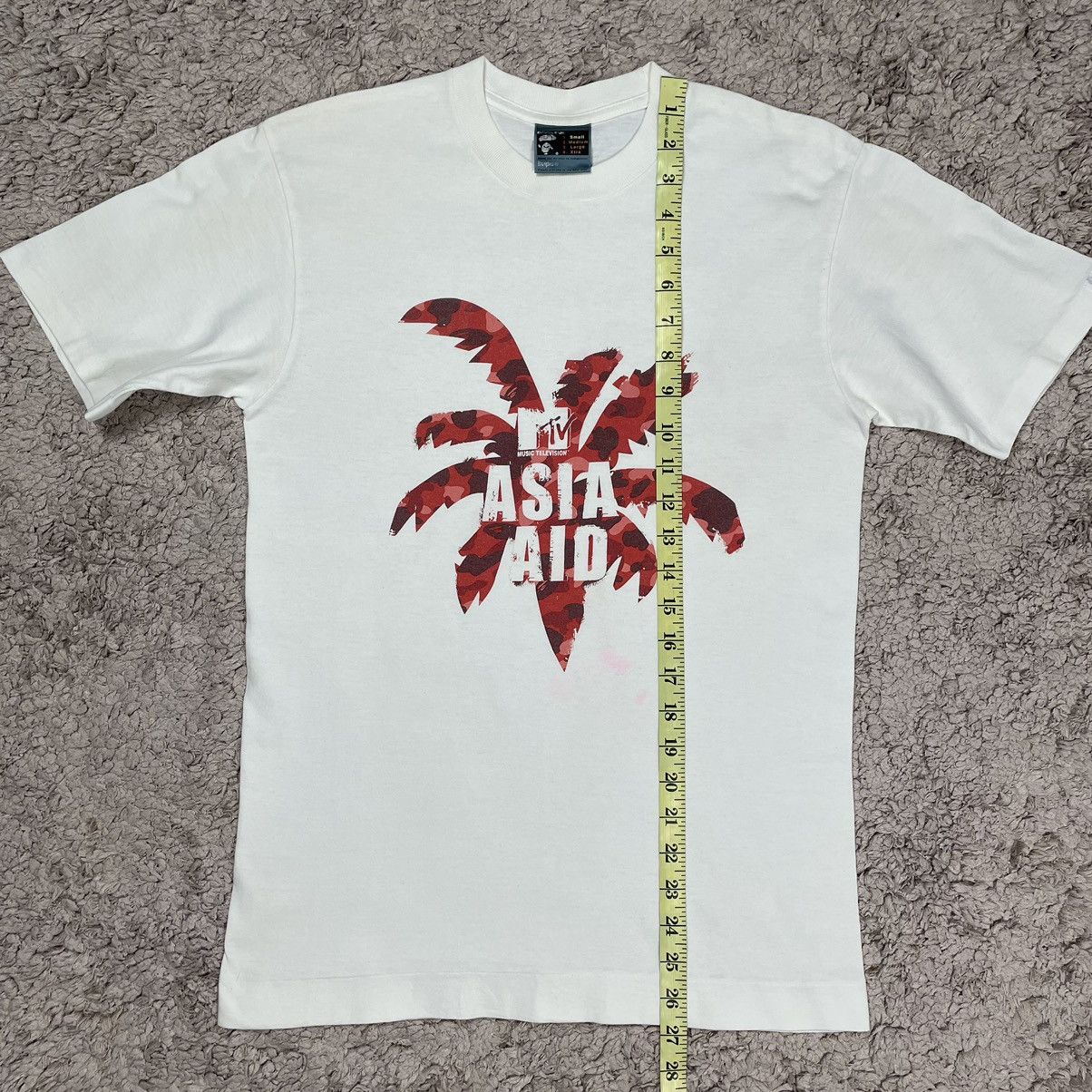 Bape Vintage Bape Mtv Asia Aid T-shirt Size US S / EU 44-46 / 1 - 17 Thumbnail