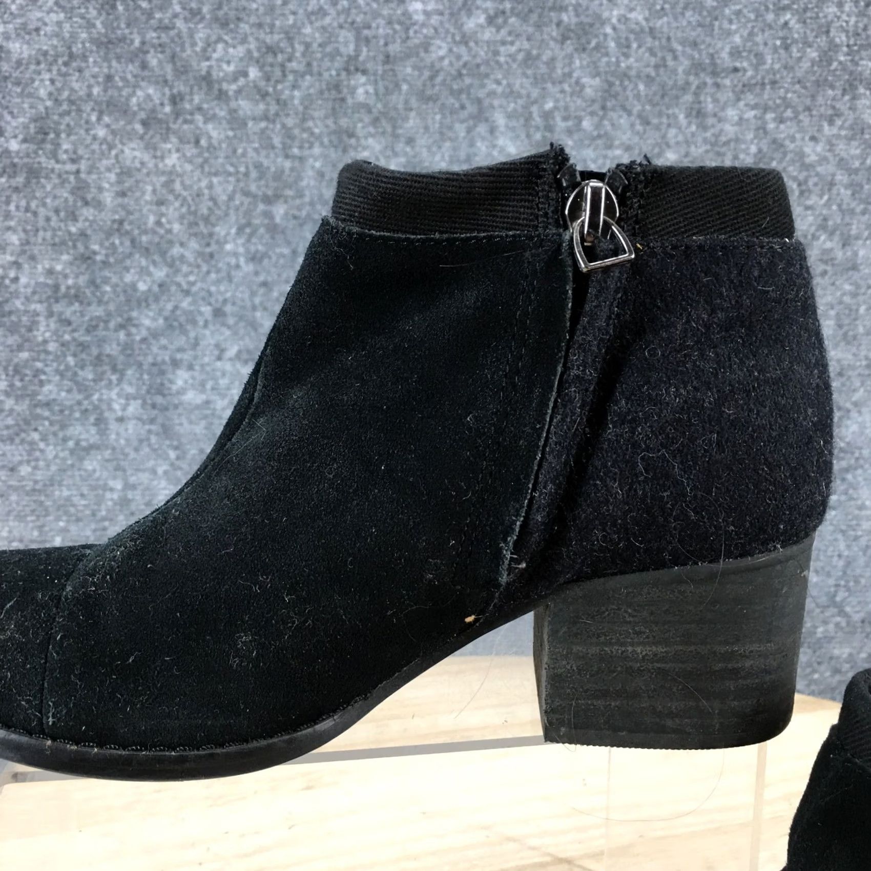 Toms Toms Boots Womens 5 Loren Ankle Bootie Black Side Zip Casual Almond Toe Block Size US 5 / IT 35 - 4 Thumbnail