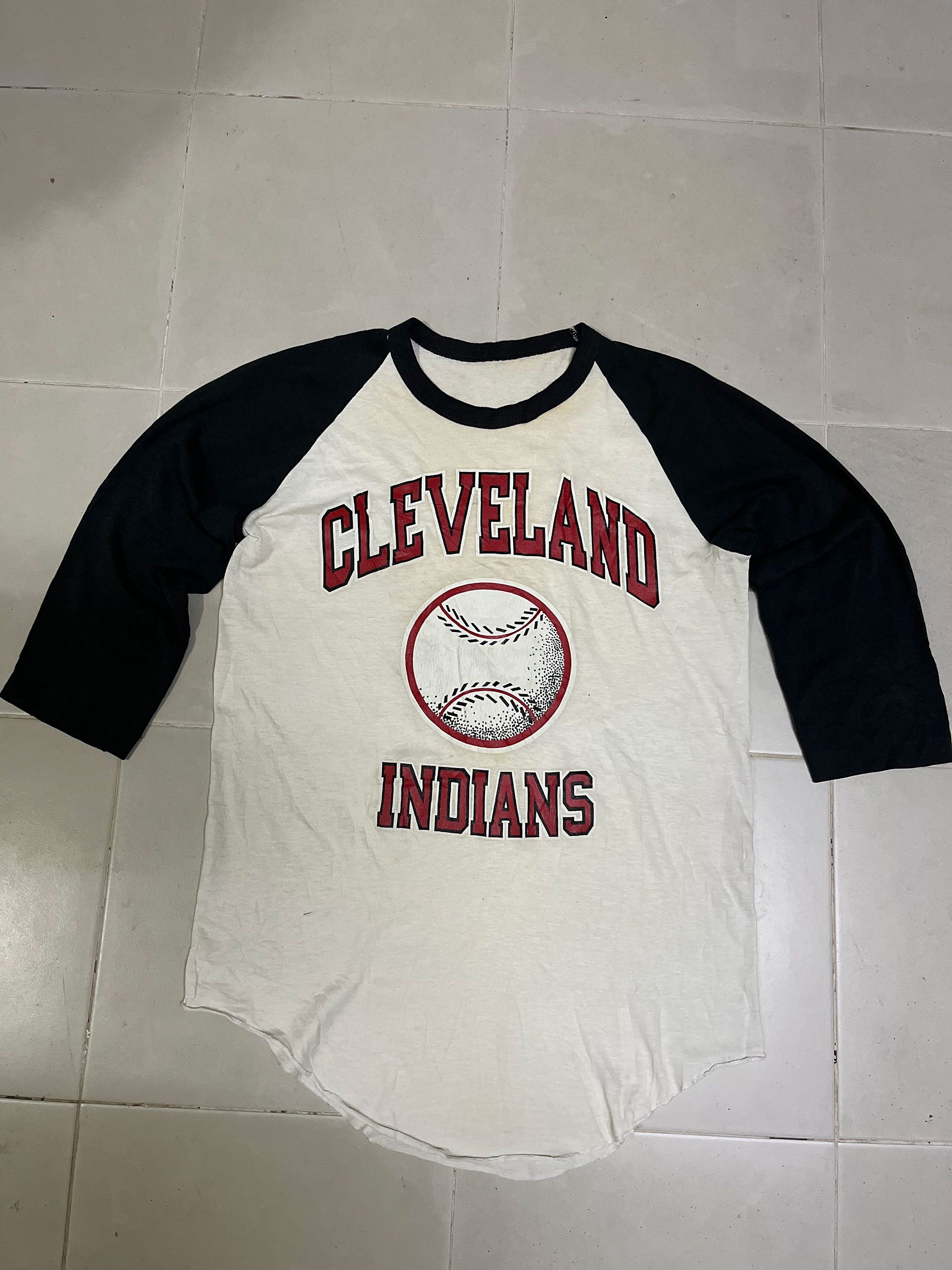 Other Vintage Cleveland Indians Baseball Raglan Sleeve 80s Size US M / EU 48-50 / 2 - 1 Thumbnail