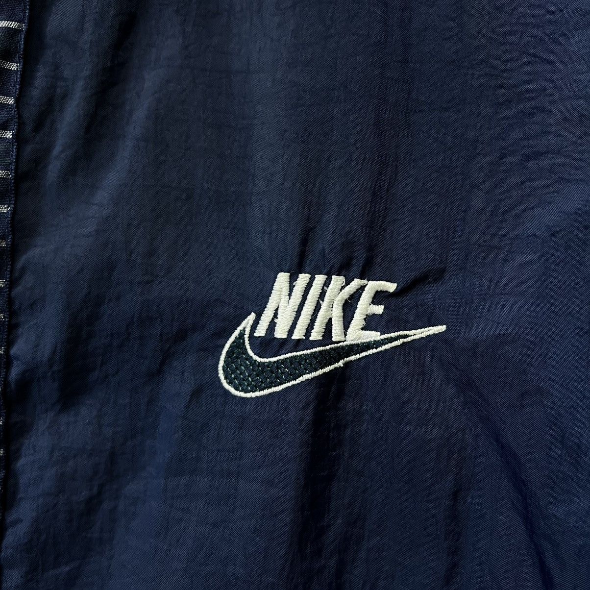 Nike Vintage Nike Windbreaker 90's Jacket Nylon Size M Y2k Size US M / EU 48-50 / 2 - 6 Thumbnail