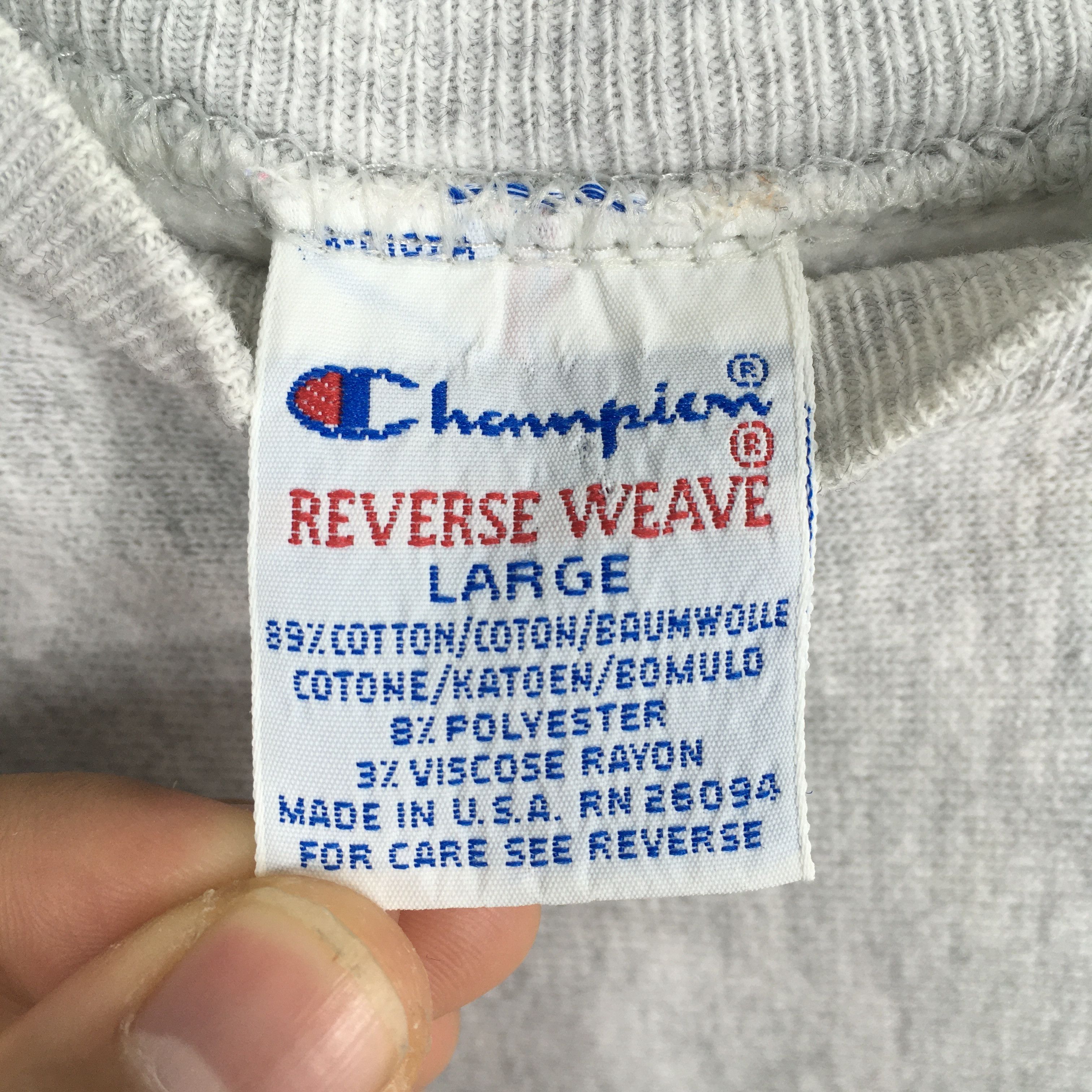 Champion Vintage Champion Script Logo Reverse Weave Sweatshirt Large Size US L / EU 52-54 / 3 - 4 Thumbnail