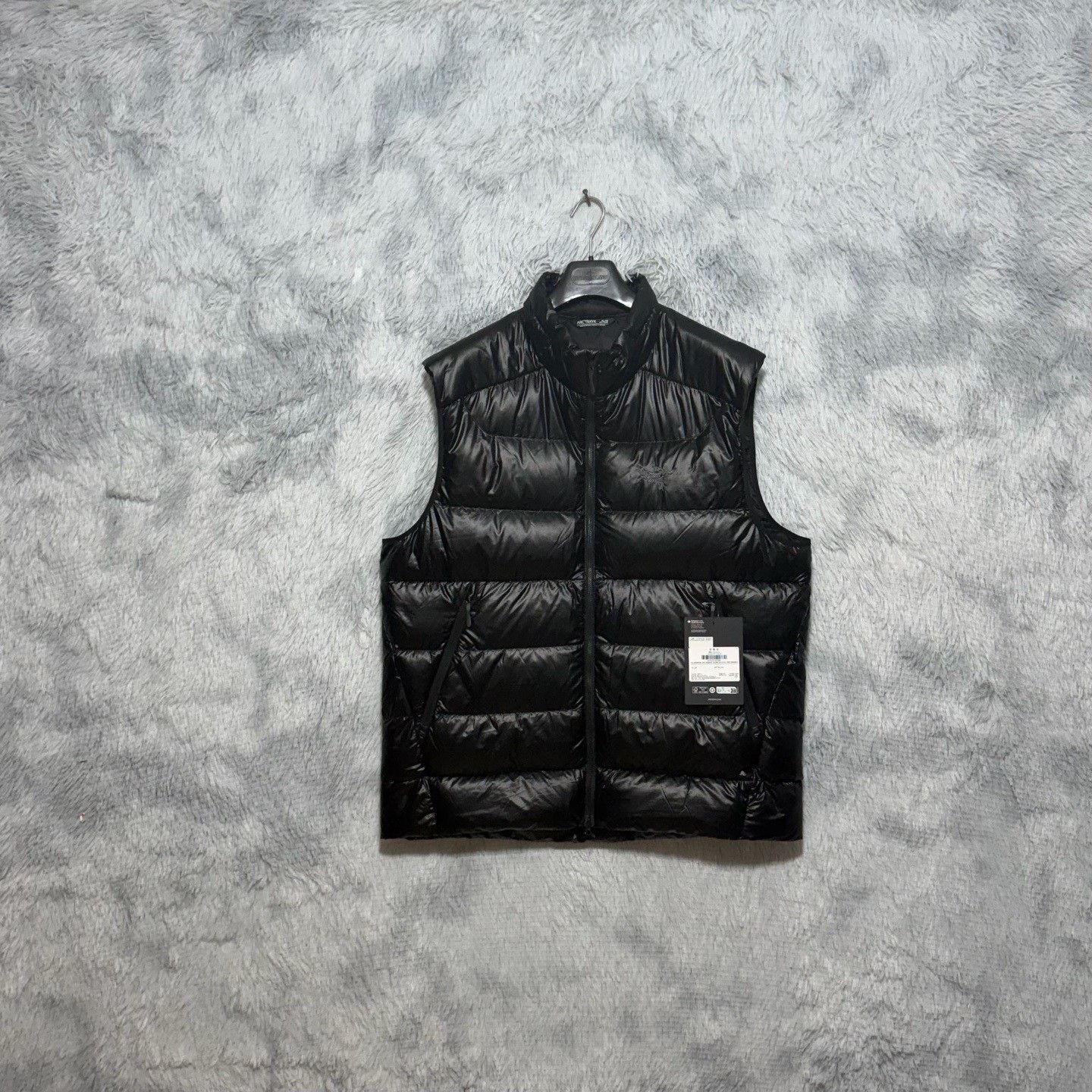 Arc'teryx Arcteryx CERIUM SV Men's Down Vest Size US XL / EU 56 / 4 - 1 Thumbnail