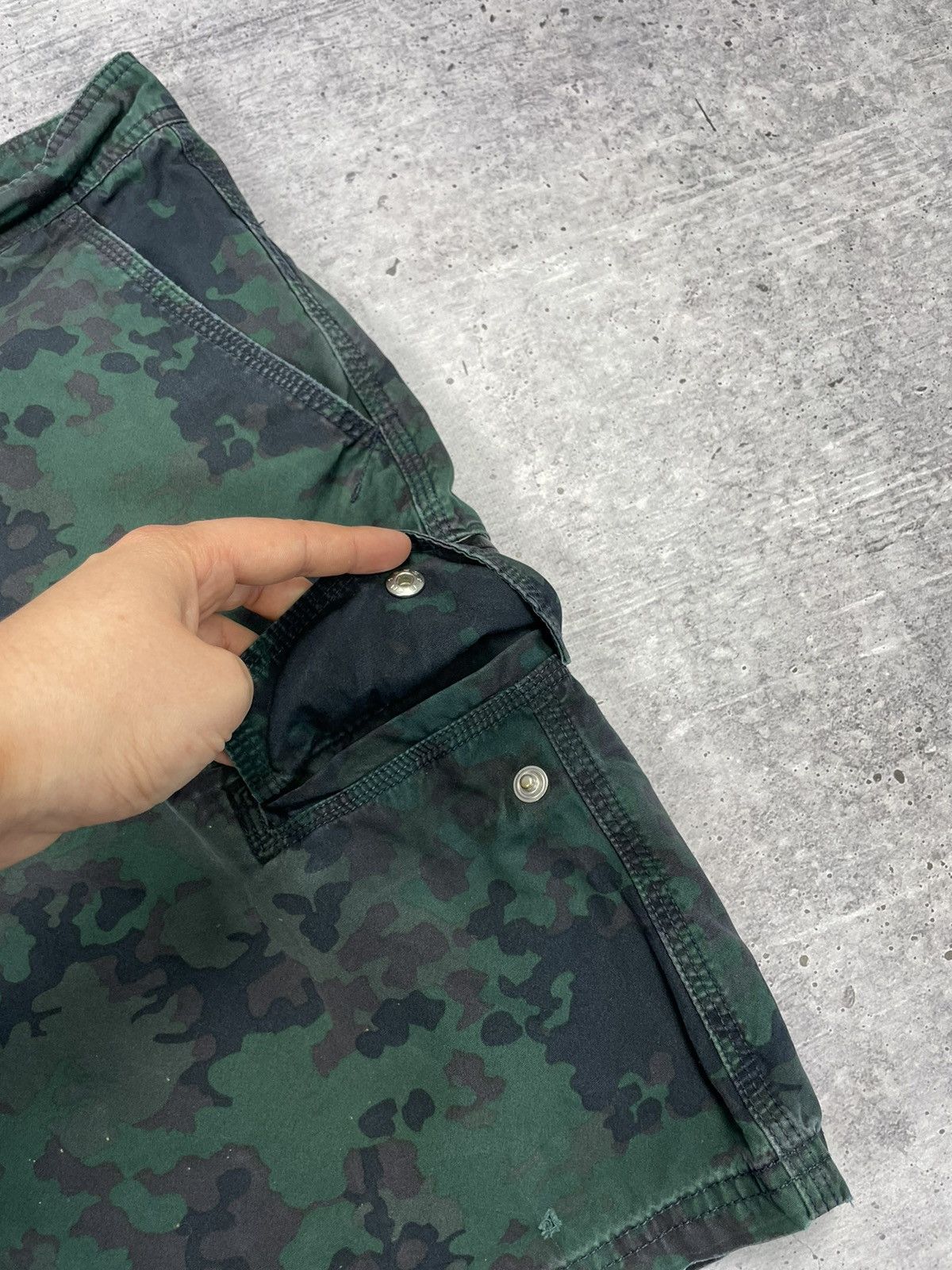 Nike Vintage Nike 90’s Y2K Style Drill Military Cargo Shorts Size US 34 / EU 50 - 8 Thumbnail