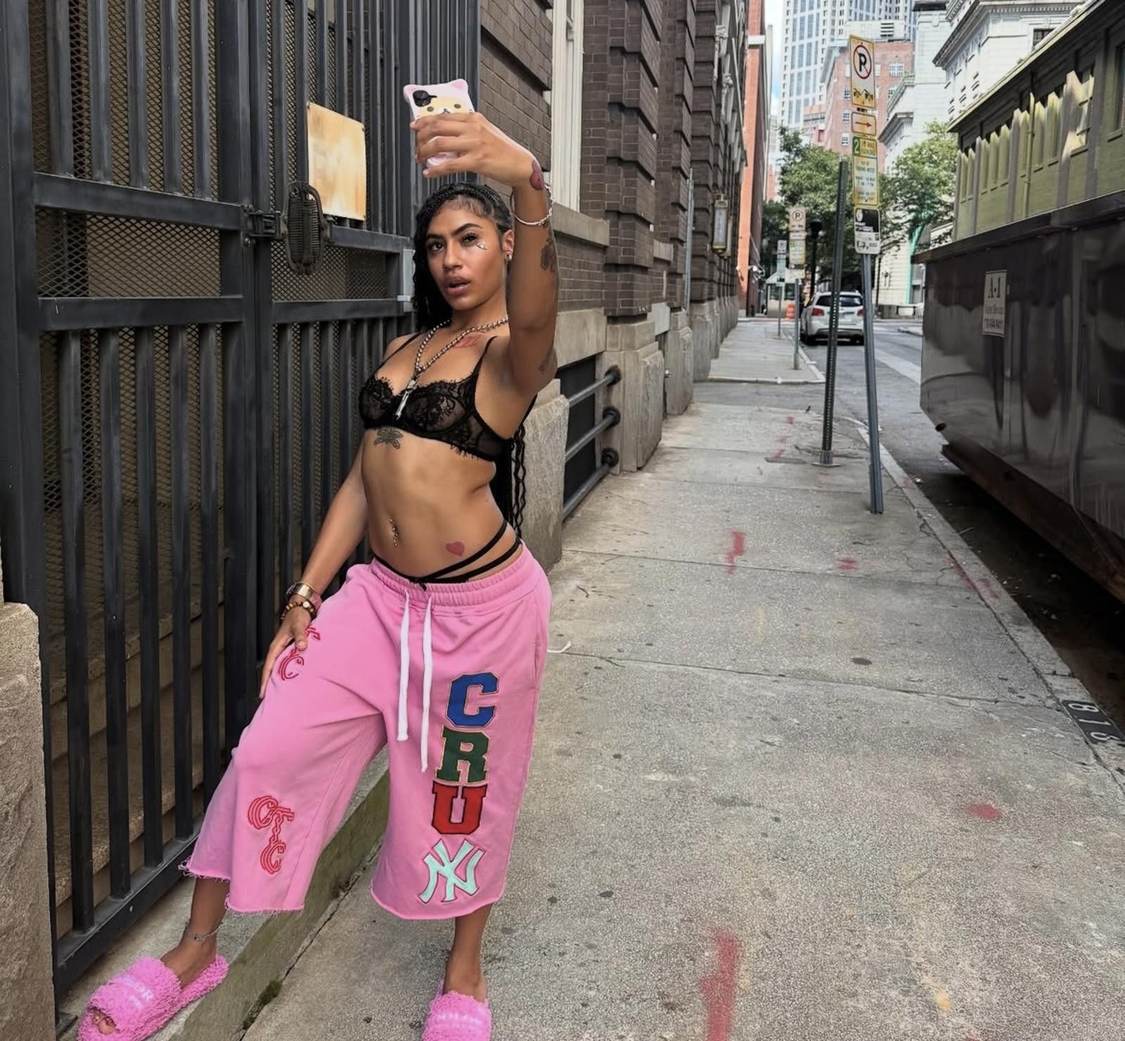 Other CRUM Pink 3/4 Shorts Size US 30 / EU 46 - 6 Thumbnail