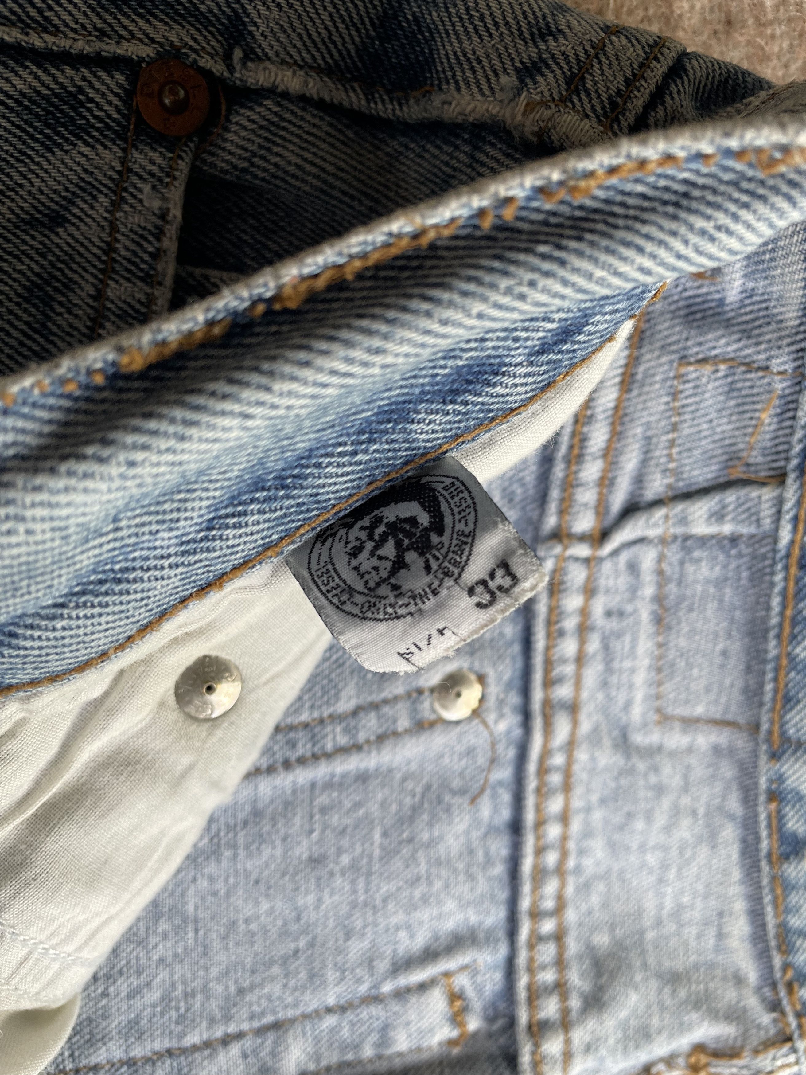 Diesel Diesel Vintage 80s Relaxed Light Blue Denim Jeans 7500AC Size US 31 - 6 Thumbnail