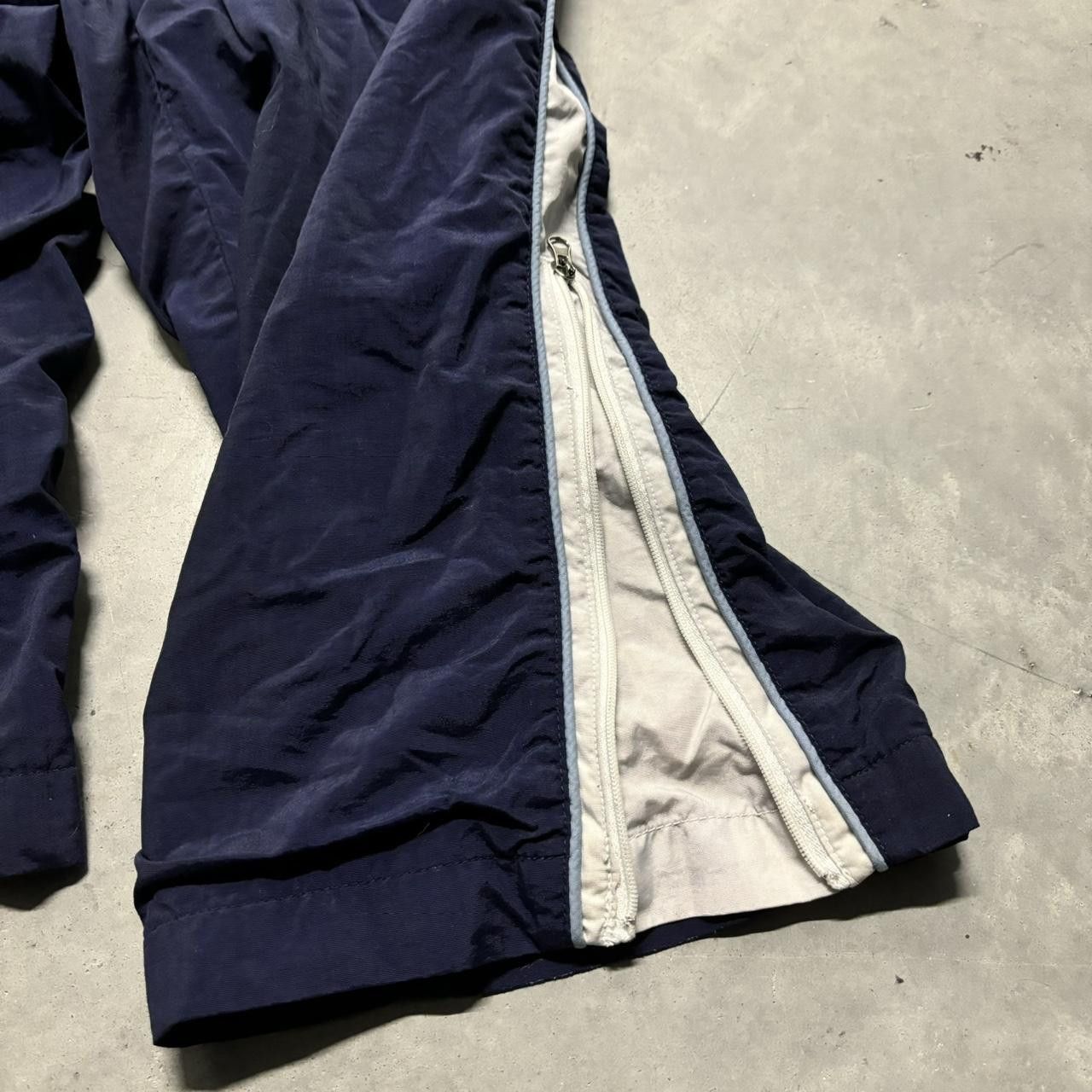 Japanese Brand × Vintage Crazy Vintage Y2K/2000s Navy Blue Striped Skater Essential Track Pants! Size US 30 / EU 46 - 5 Thumbnail