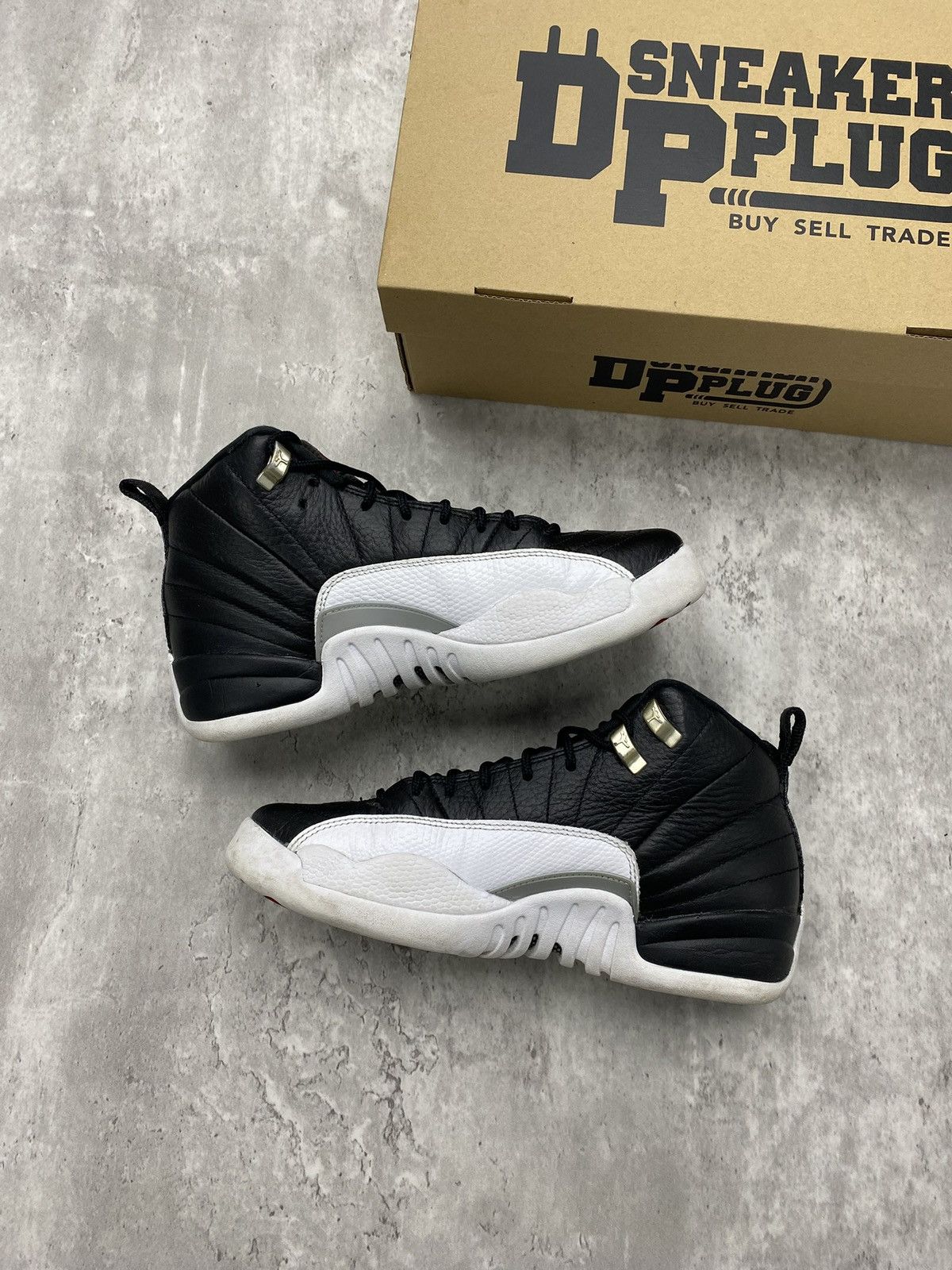 Jordan Brand Size 6Y - Jordan 12 Retro “Playoffs” 2022 Size US 6 / EU 39 - 2 Thumbnail