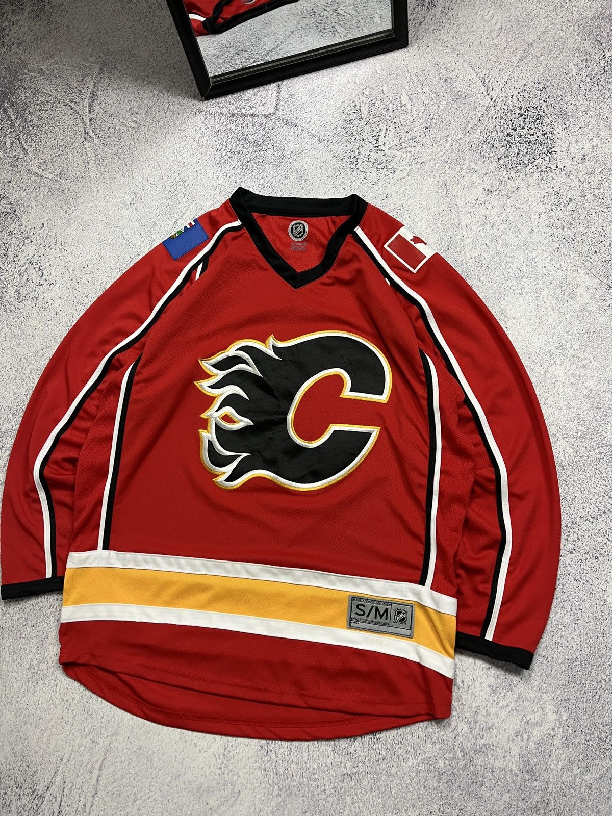 NHL NHL Calgary Flames Hockey Jersey Big Logo Longsleeve Rare Size US M / EU 48-50 / 2 - 3 Thumbnail