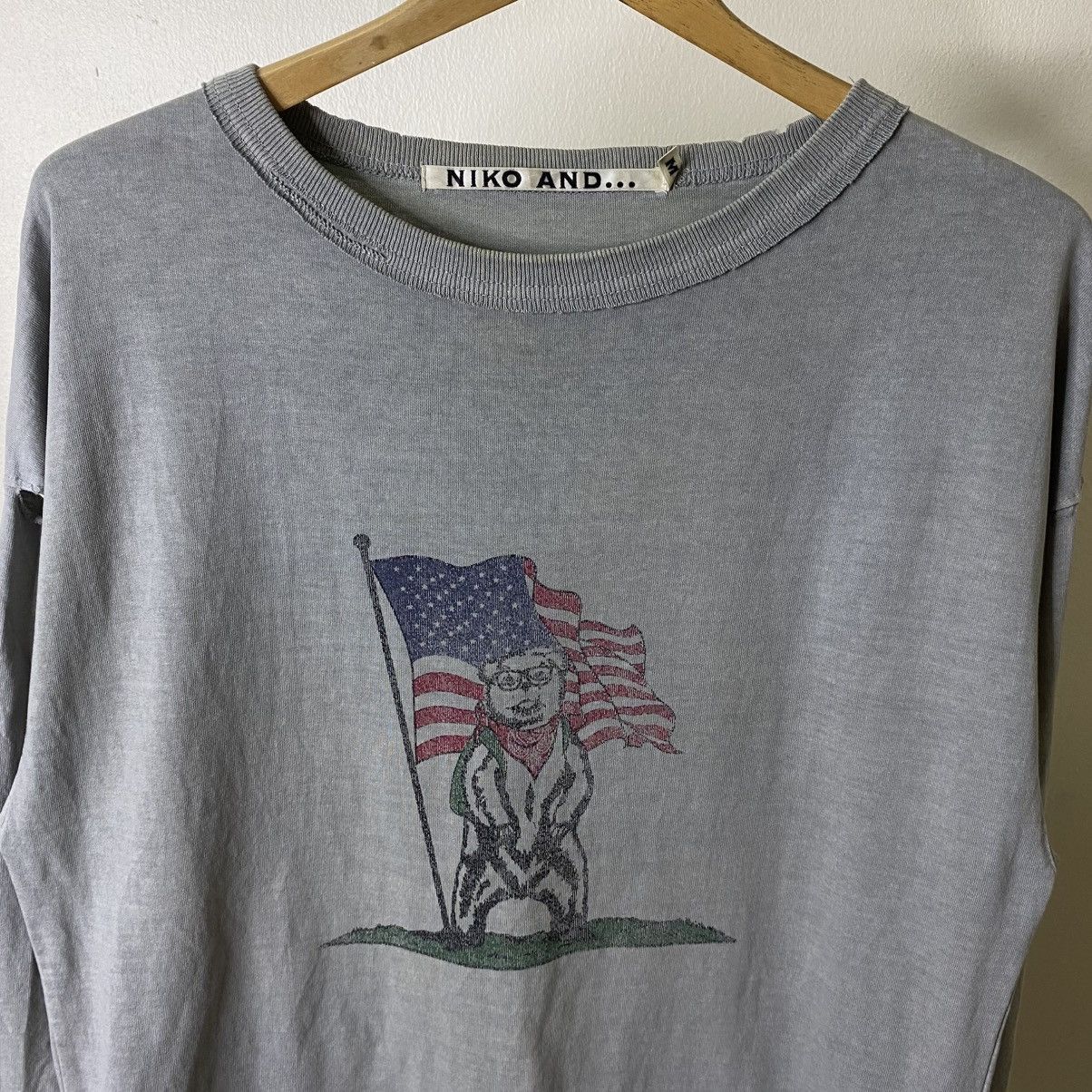 Japanese Brand Niko And ... Bear USA Flag Washed Grey LS T Shirt Size US M / EU 48-50 / 2 - 2 Thumbnail
