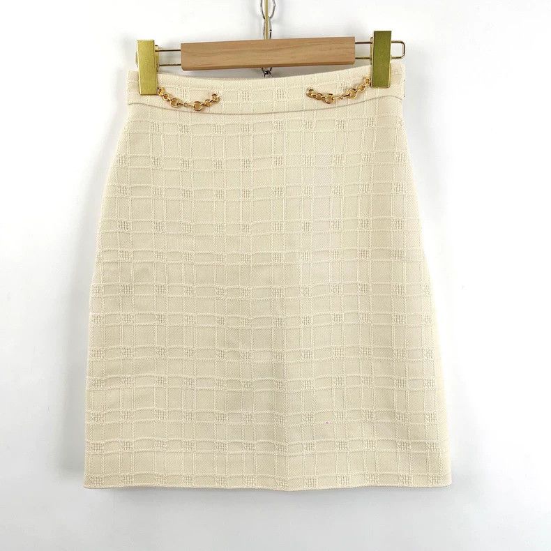 Gucci Beige horse buckle chain skirt 2504-Nextarrow