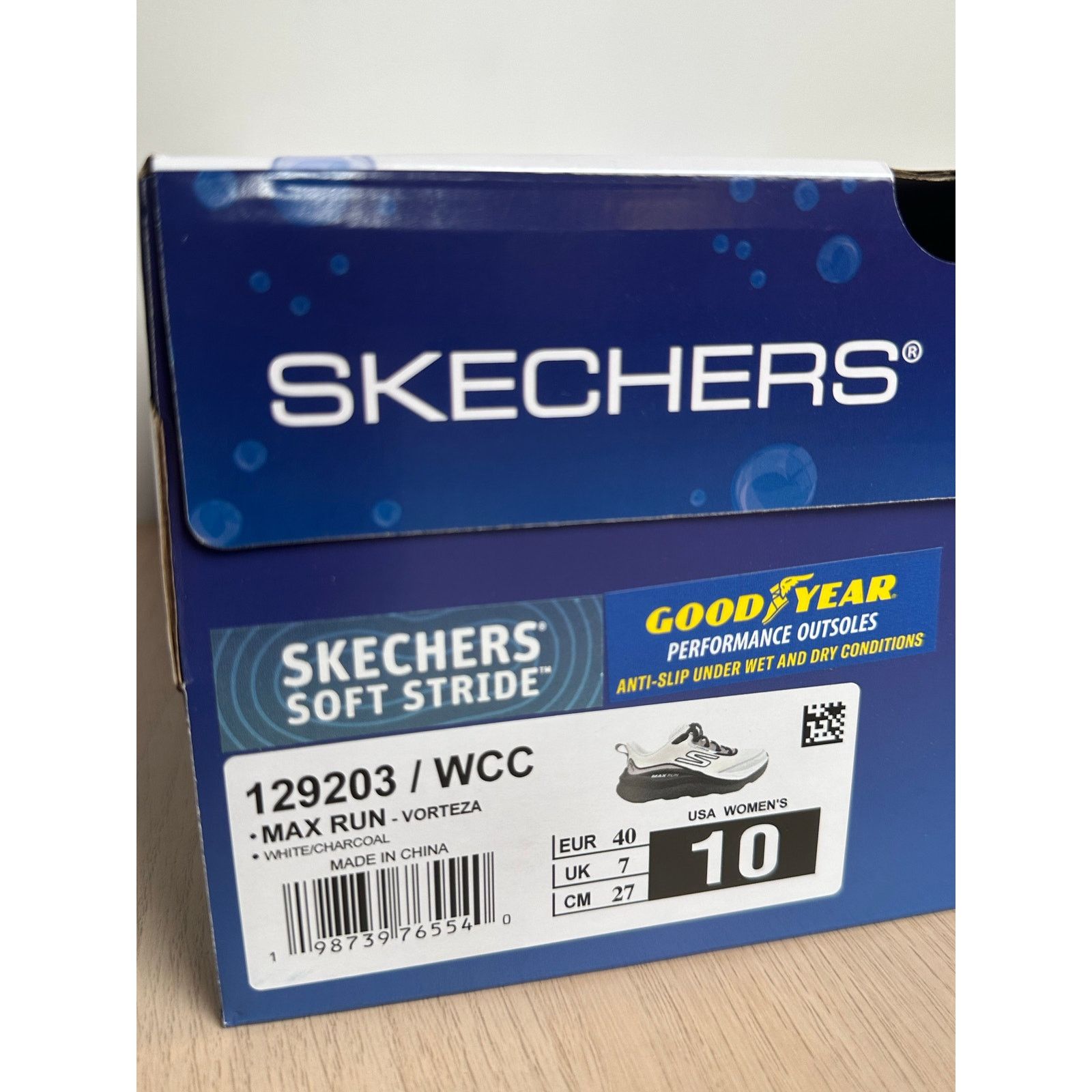 SKECHERS Skechers Max Run Waterproof White Sneaker - Size 10W - New Size US 9.5 / IT 39.5 - 6 Thumbnail
