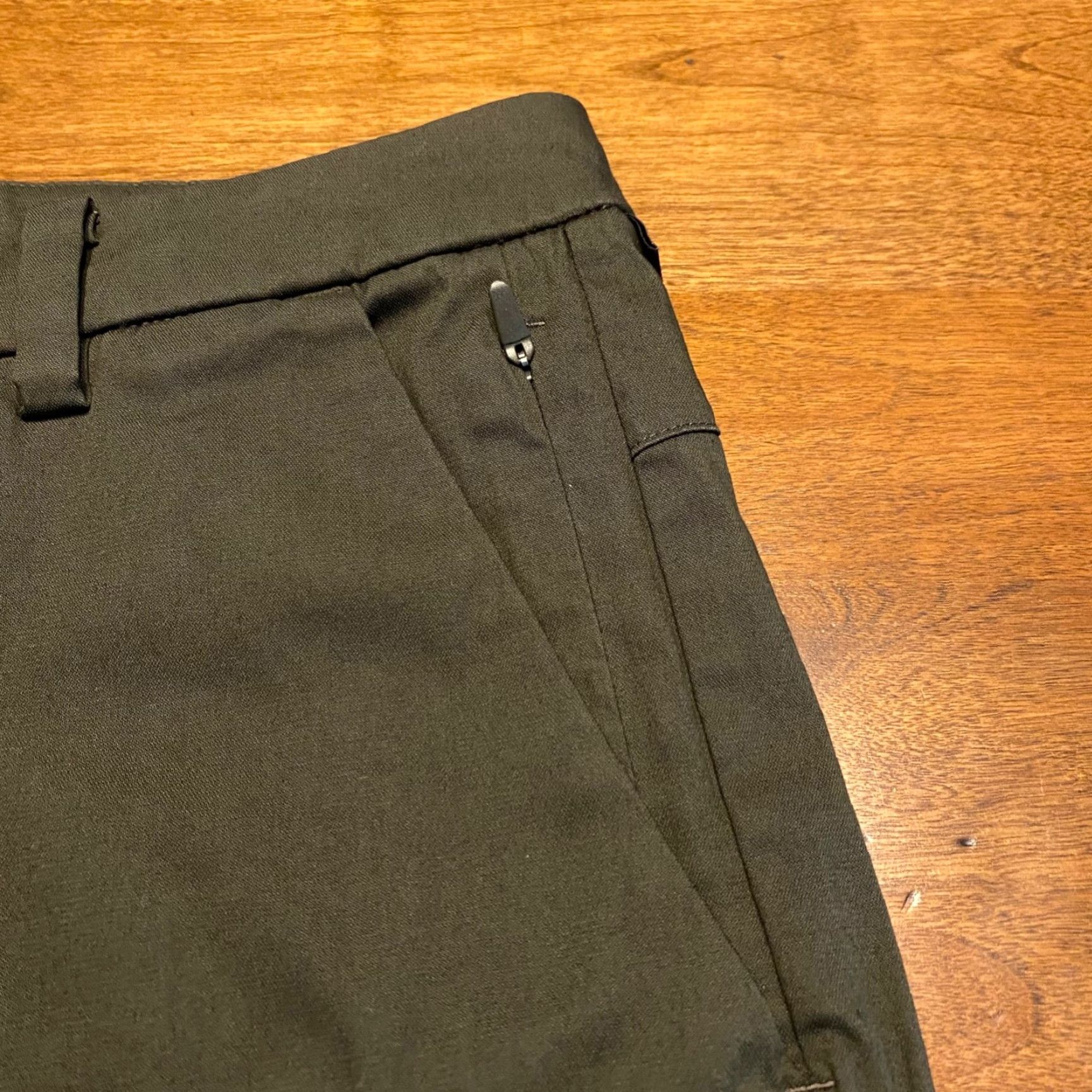 Lululemon Lululemon Commission Shorts Mens 32 Forest Pine Green Relaxed Chino 9" Khakis Mens Size US 32 / EU 48 - 3 Thumbnail