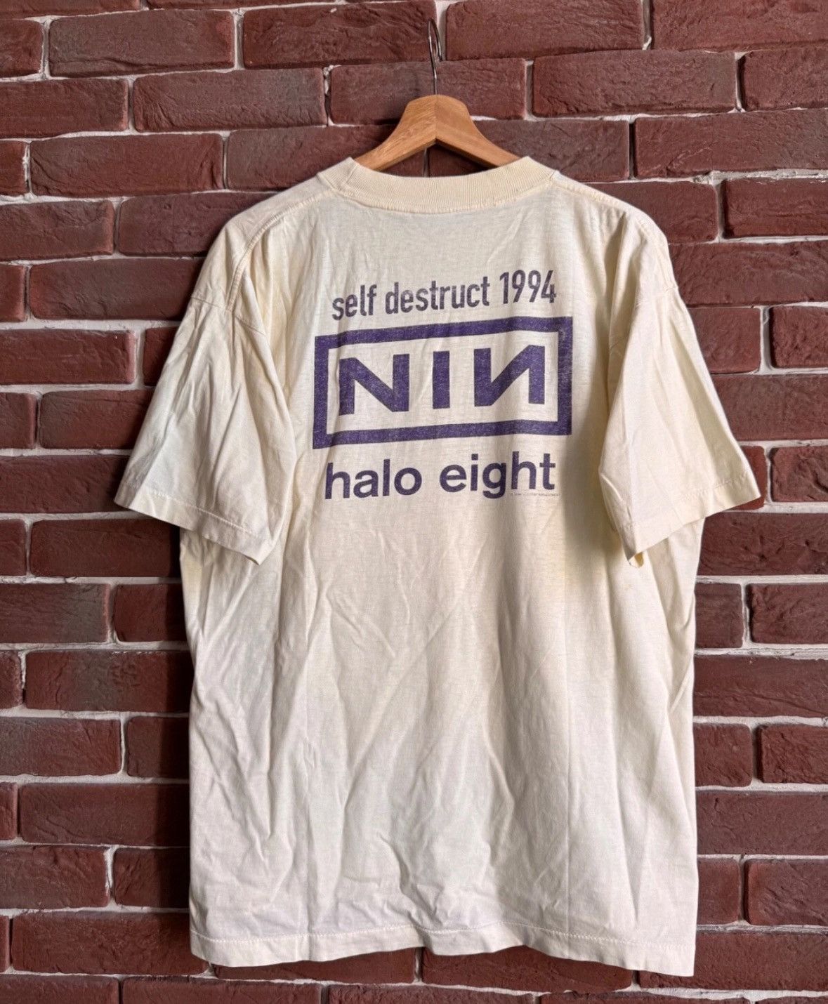 Band Tees Vintage Nine Inch Nails The Downward Spiral Band T-shirt 90s Size US XL / EU 56 / 4 - 2 Thumbnail